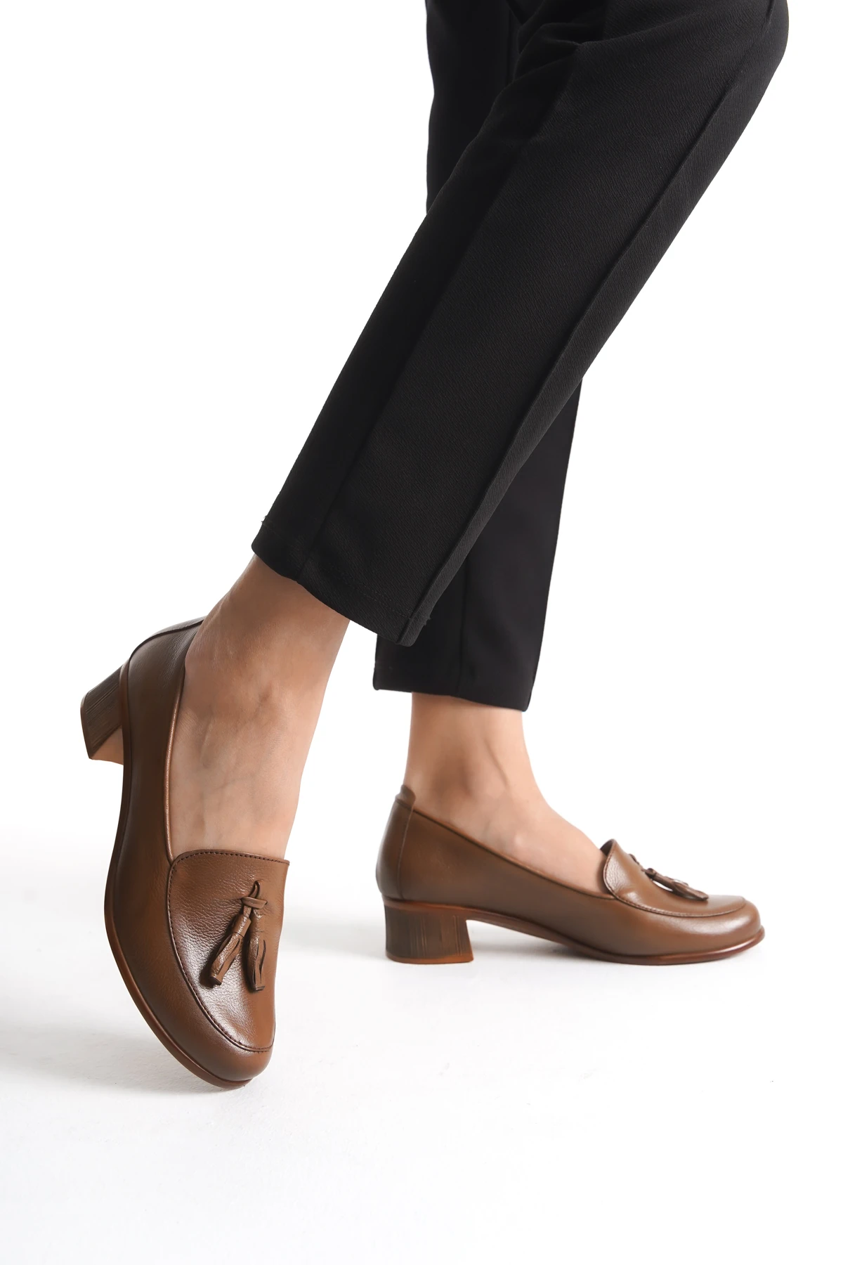 Hakiki Deri Taba Ortopedik Taban Günlük Kadın Ayakkabı TMD20241580