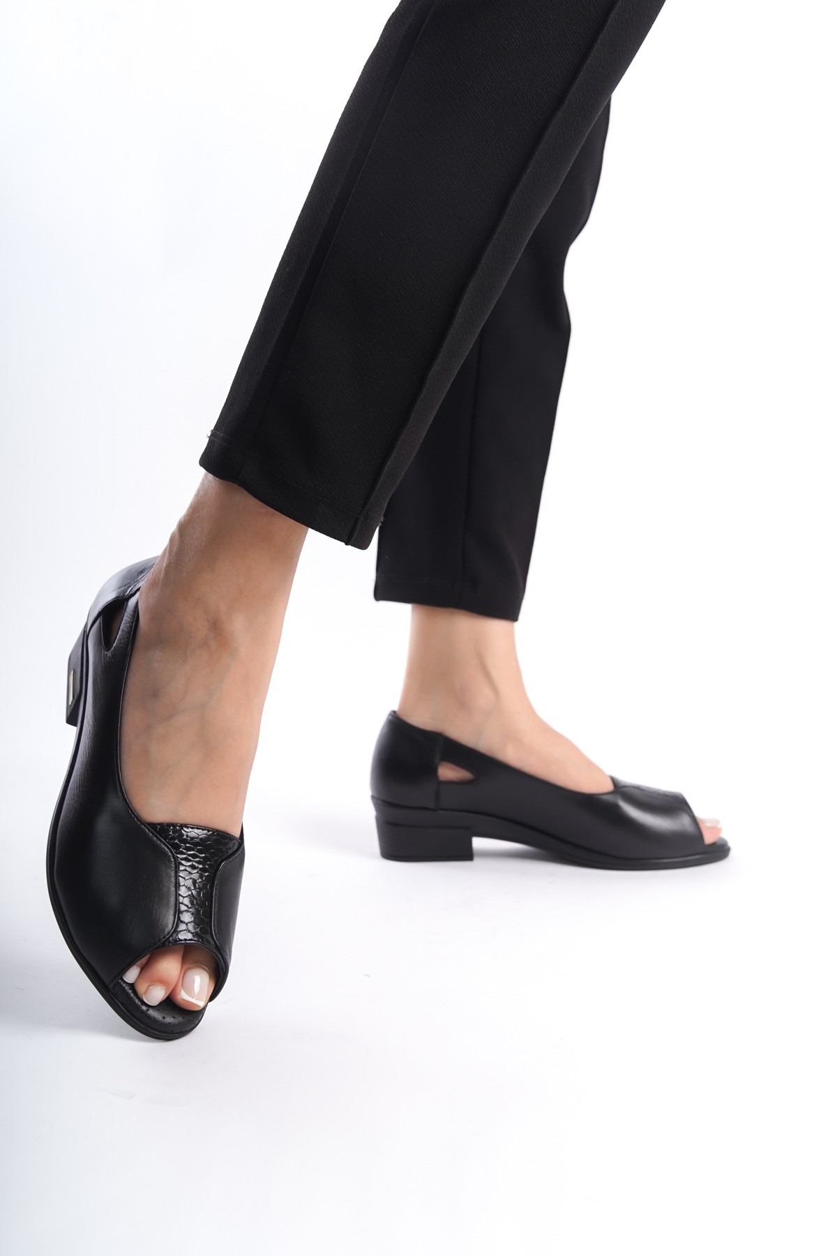 HAKİKİ DERİ ANATOMİK TABAN COMFORT KROKO KADIN AYAKKABI