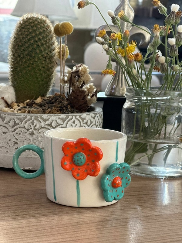 İki Çiçekli Elyapımı Tekli Kahve Fincanı 150 ml