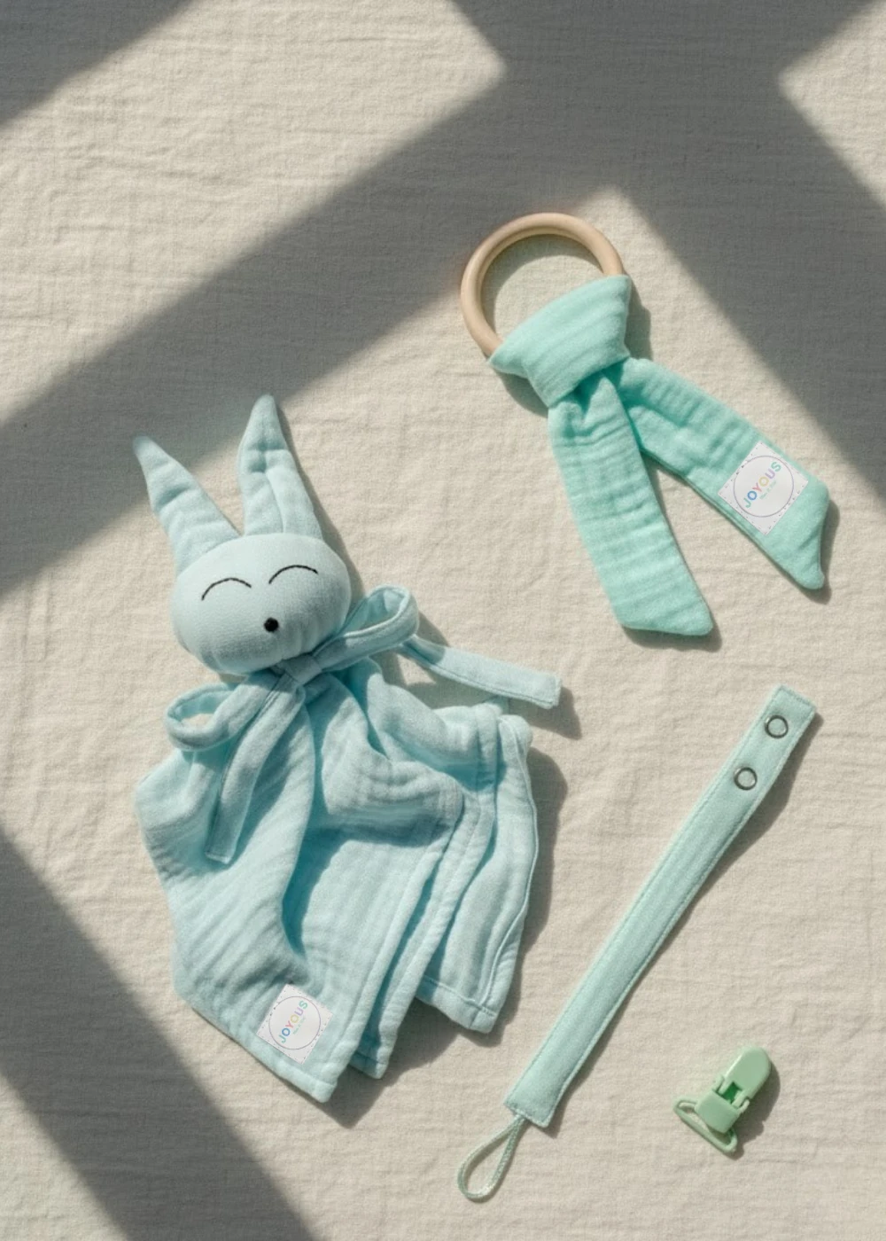 Yenidoğan 3’lü Müslin Set – Uyku Arkadaşı, Diş Kaşıyıcı, Emzik Askısı - mint