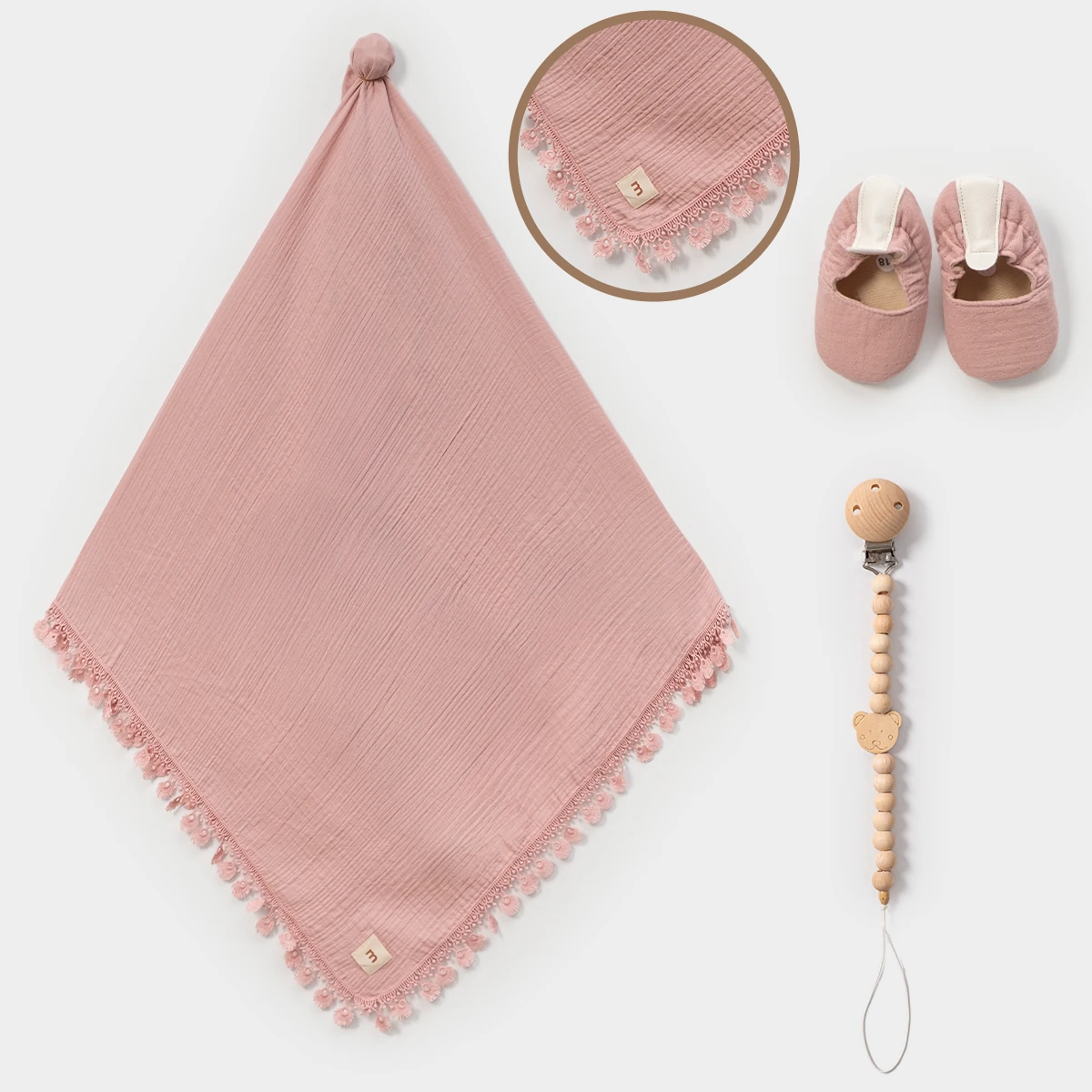 Battaniye Emzik Tutacağı Patik Kutlu Hediye Seti