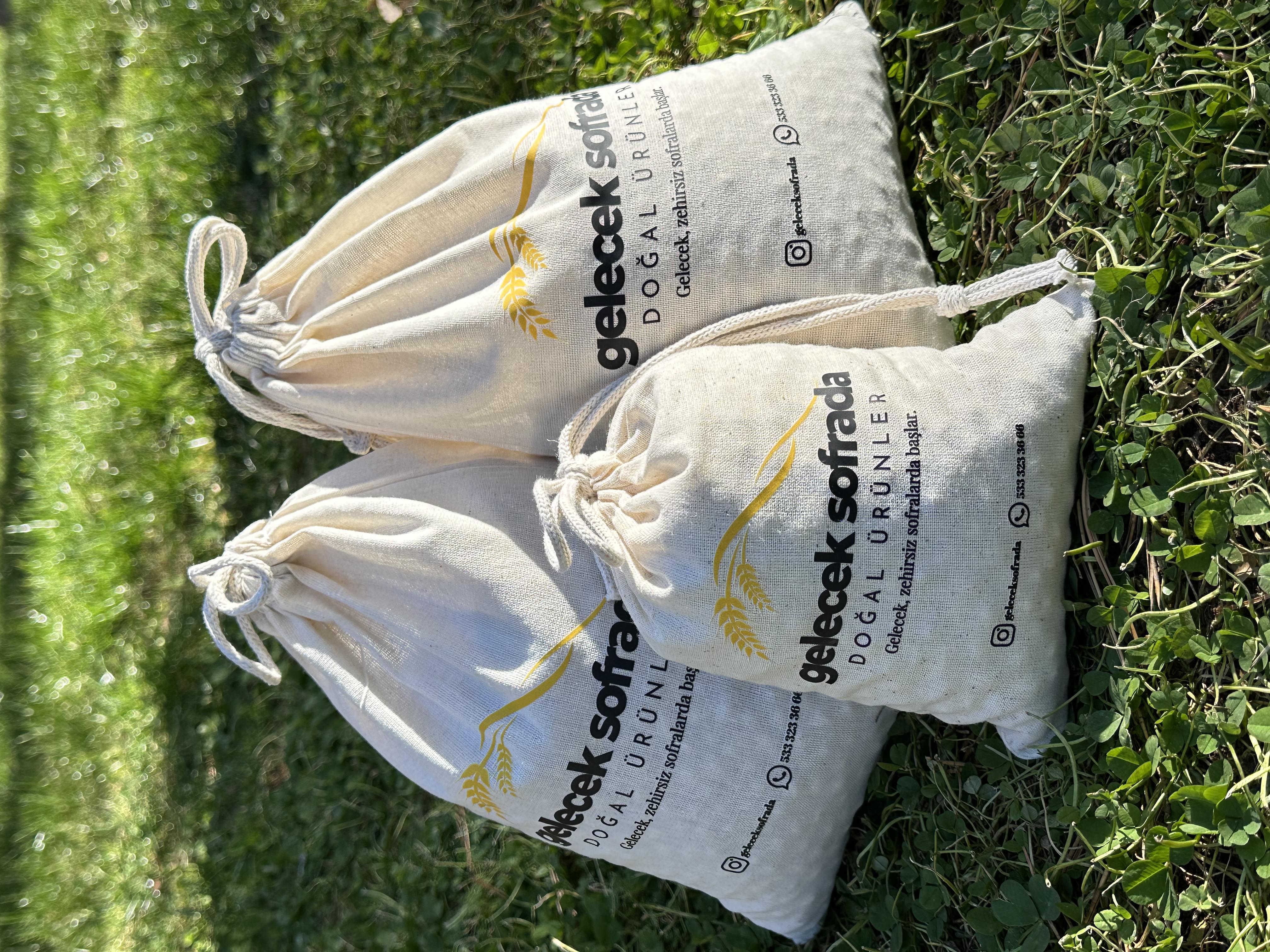 %100 ORGANİK COĞRAFİ İŞARETLİ AKKUŞ ŞEKER FASÜLYESİ 1KG.