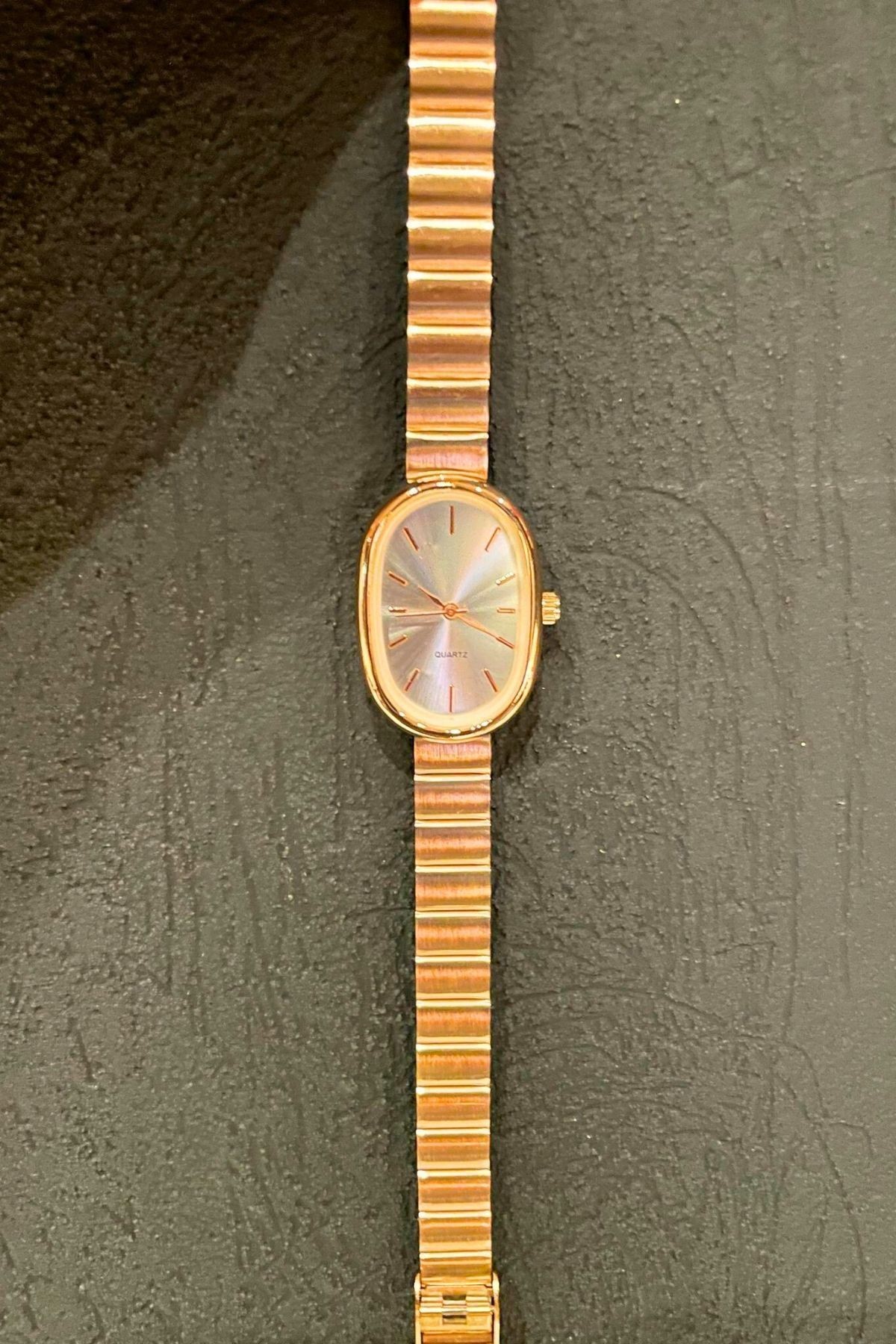 Oval Limited Edition Rose Gold Kadın Kol Saati PDMS391