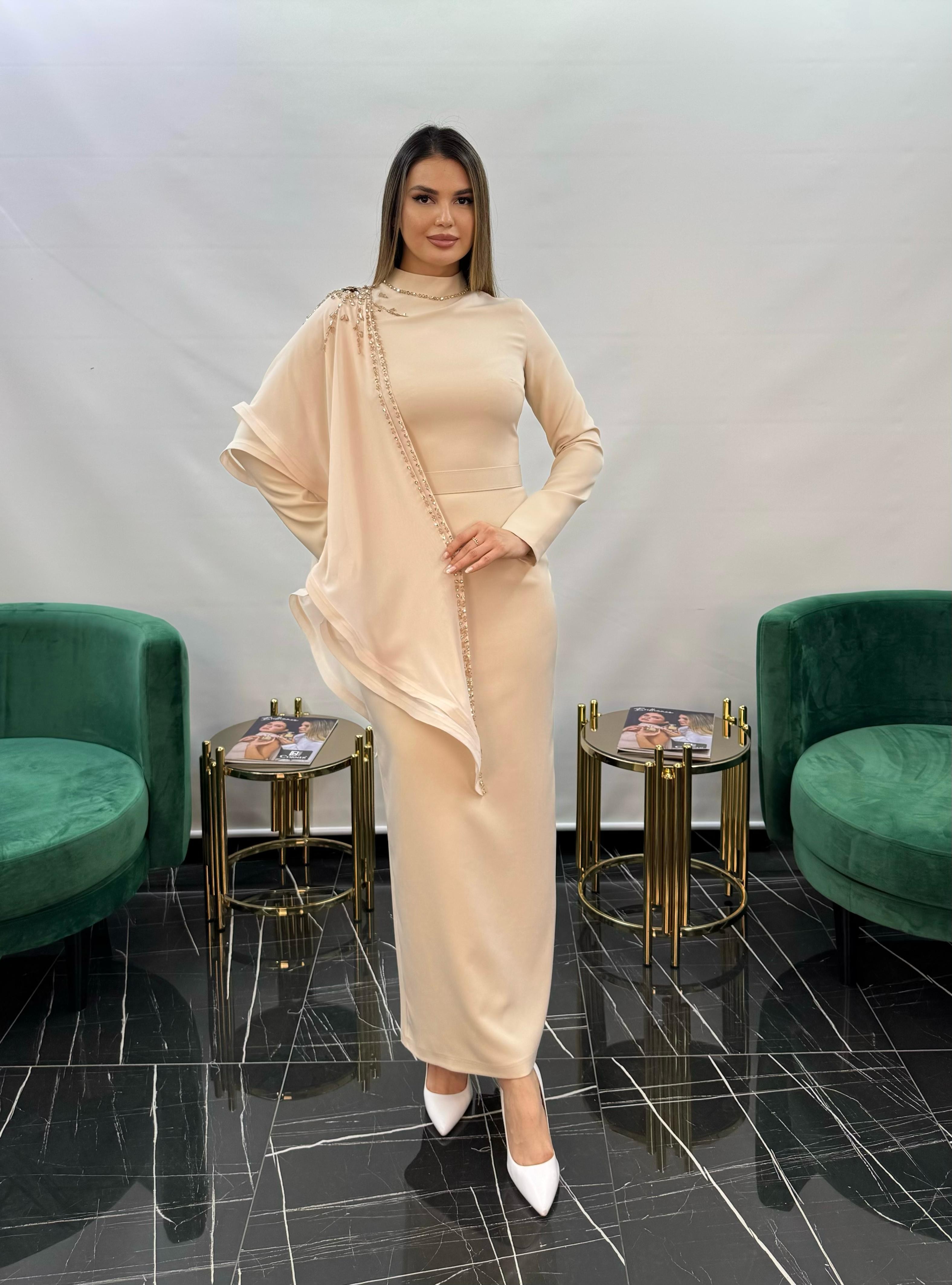 3253 DAR KESİM EL İŞİ İŞLEMELİ TASARIM ELBİSE  - BEJ