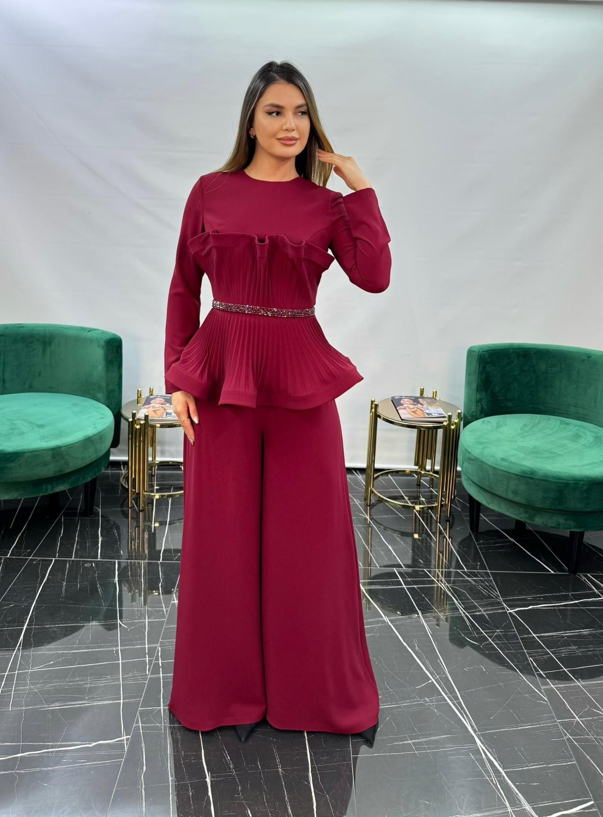 3257 KEMERİ TAŞ DETAYLI TAKIM - BORDO