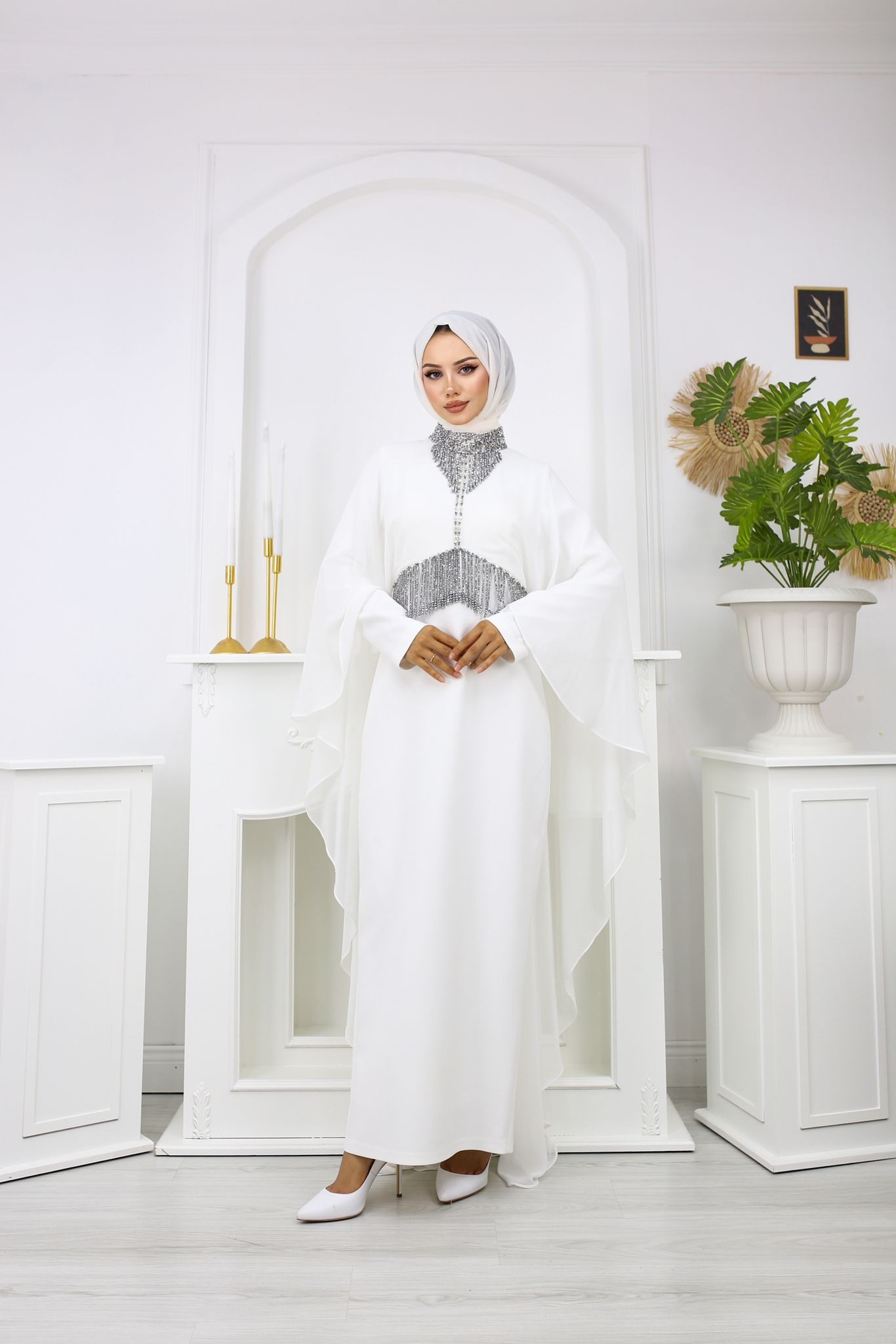 2984  PELERİN DETAYLI ELBİSE 