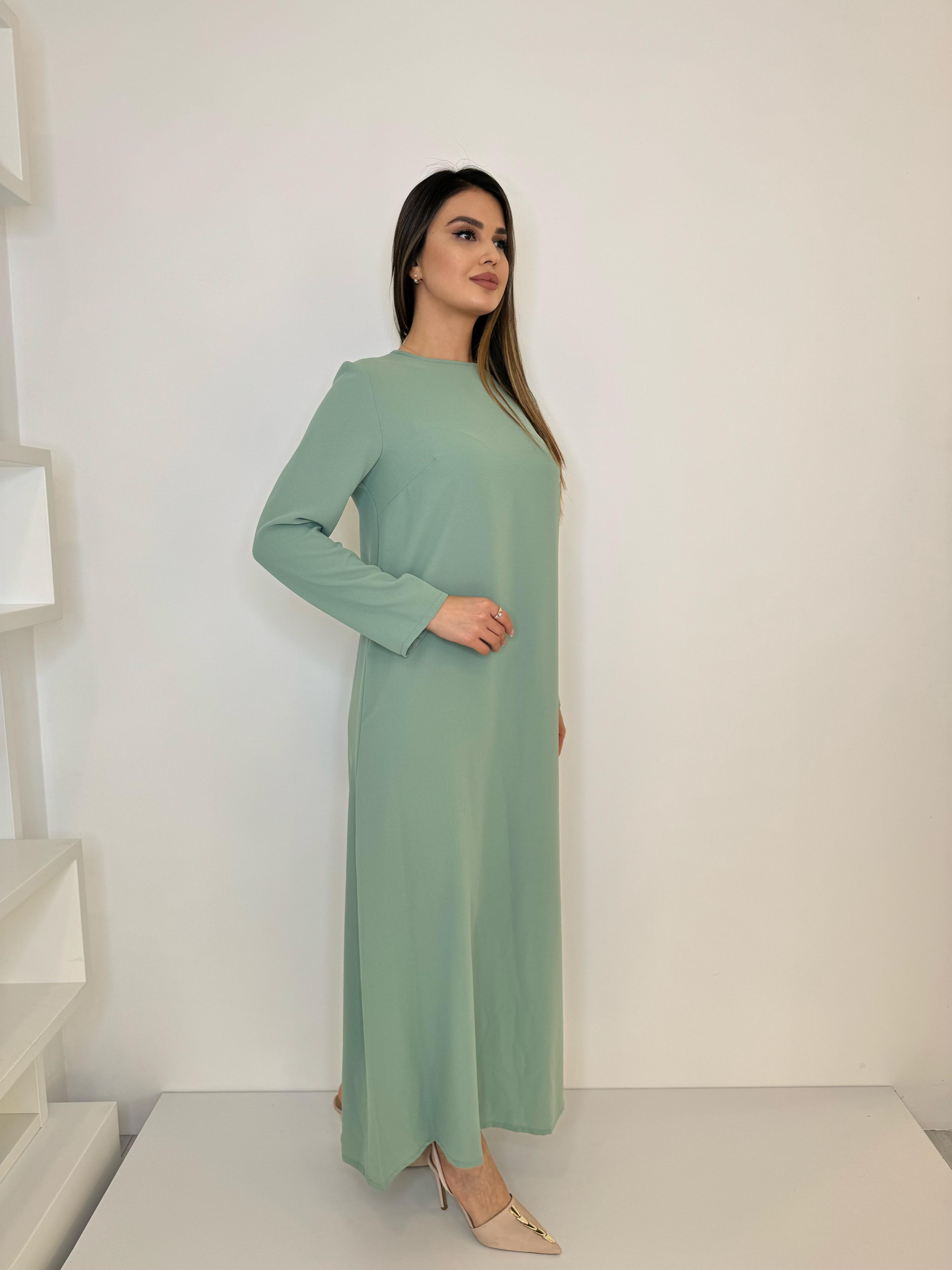 1106 İTHAL KREP KUMAŞ İÇLİK ELBİSE