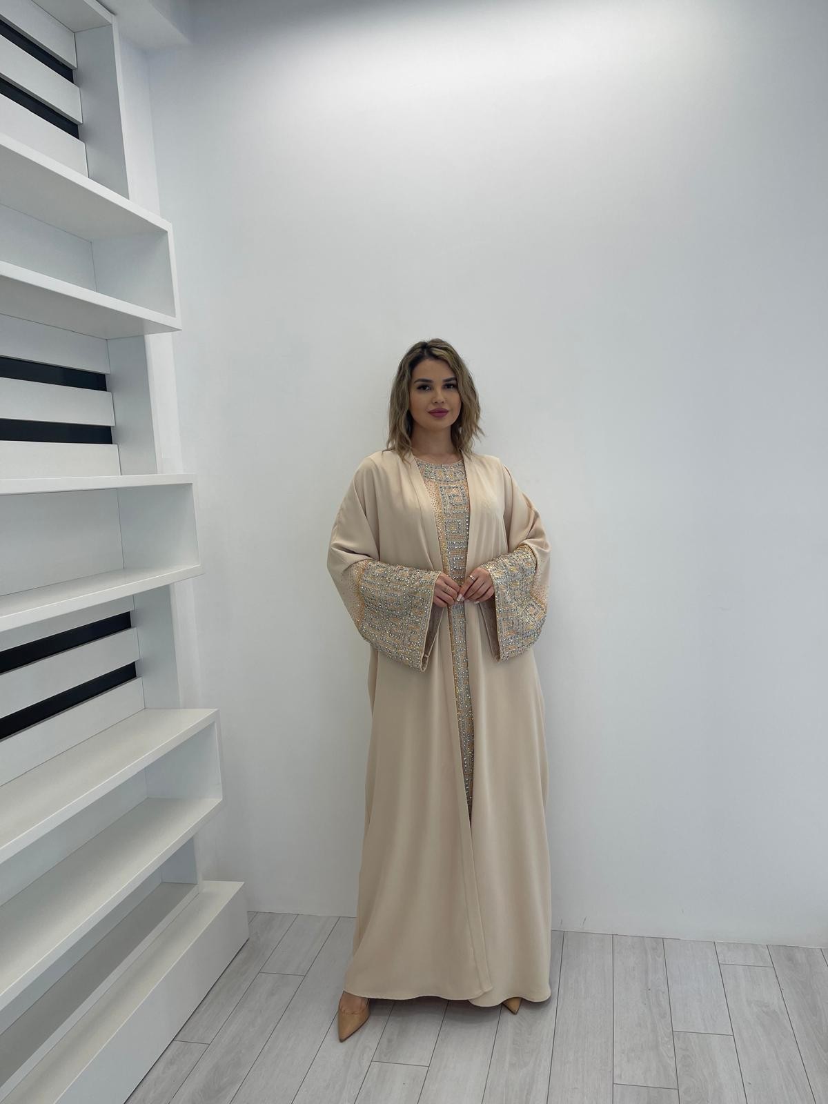 2731 ÖZEL TAŞ İŞLEMELİ TASARIM ABAYA - بيج