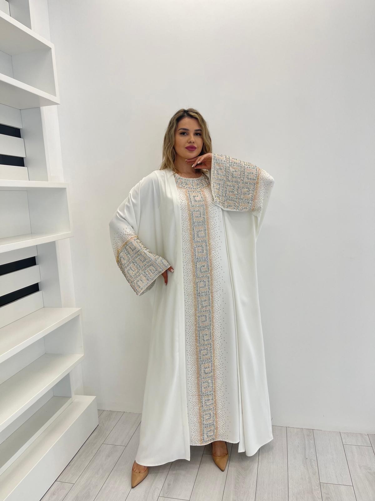 2731 ÖZEL TAŞ İŞLEMELİ TASARIM ABAYA