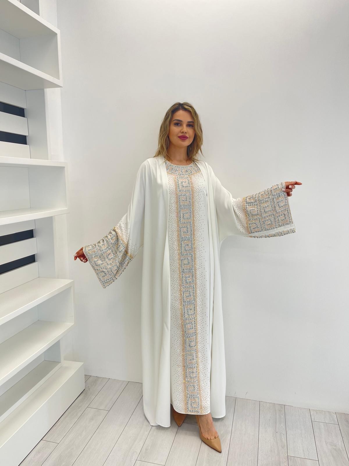 2731 ÖZEL TAŞ İŞLEMELİ TASARIM ABAYA