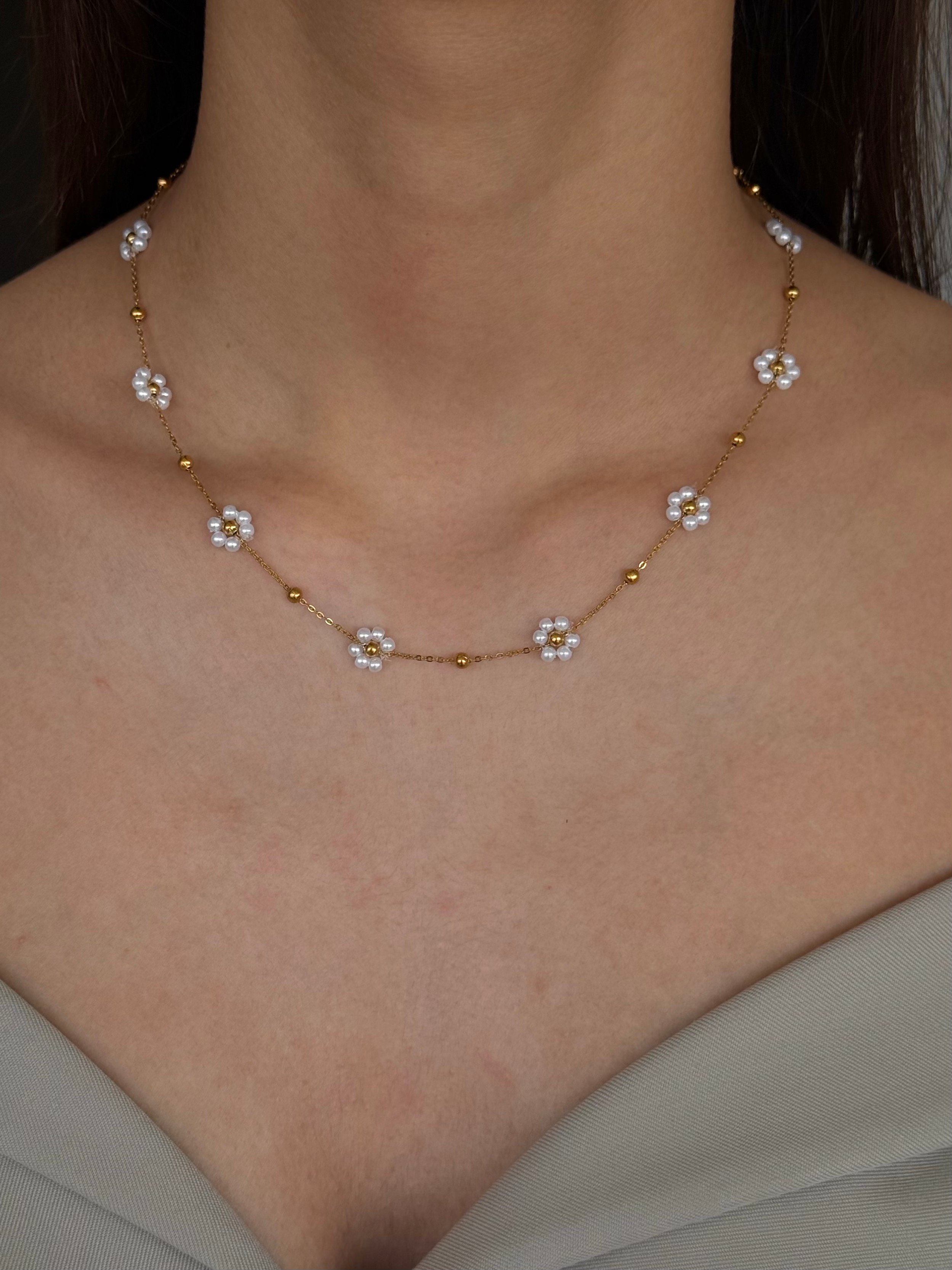 Çelik Papatya Detay Choker & Kolye