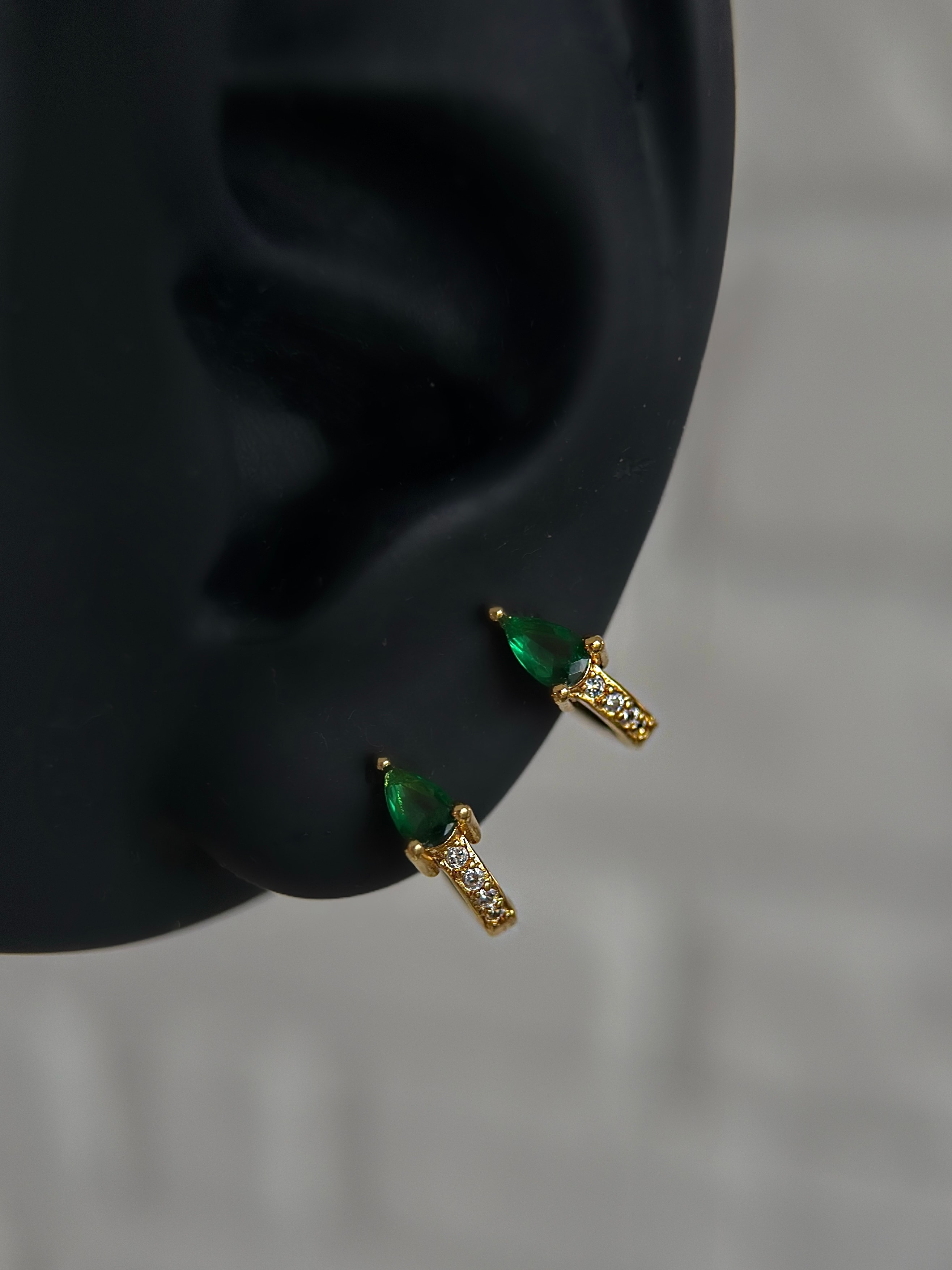 Çelik Gold Yeşil Taşlı Halka Piercing