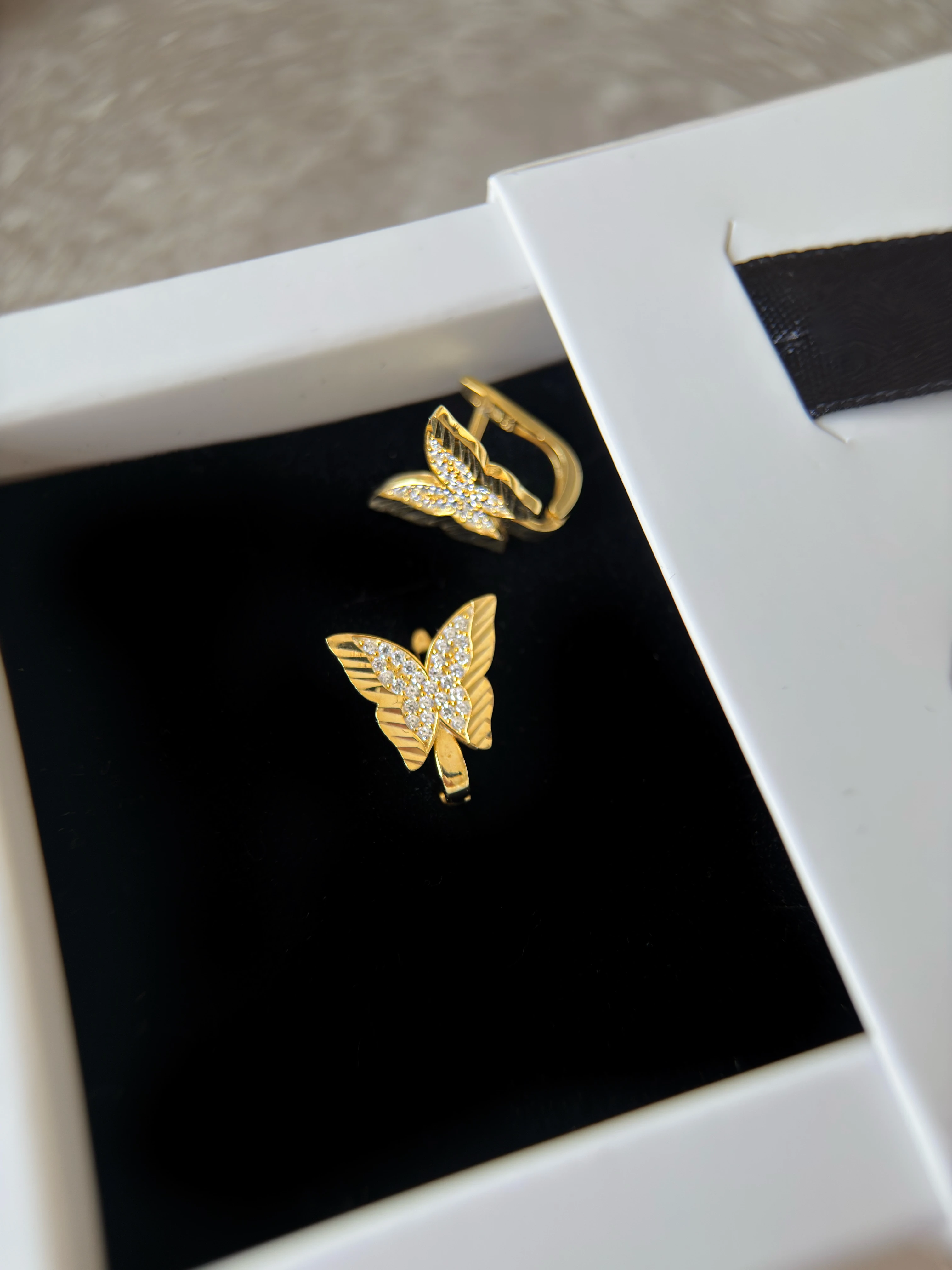 925 Ayar Gümüş Kelebek Küpe