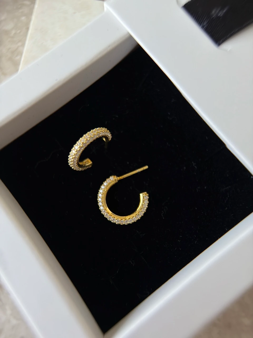 925 Ayar Gümüş Mini Taşlı Halka Küpe