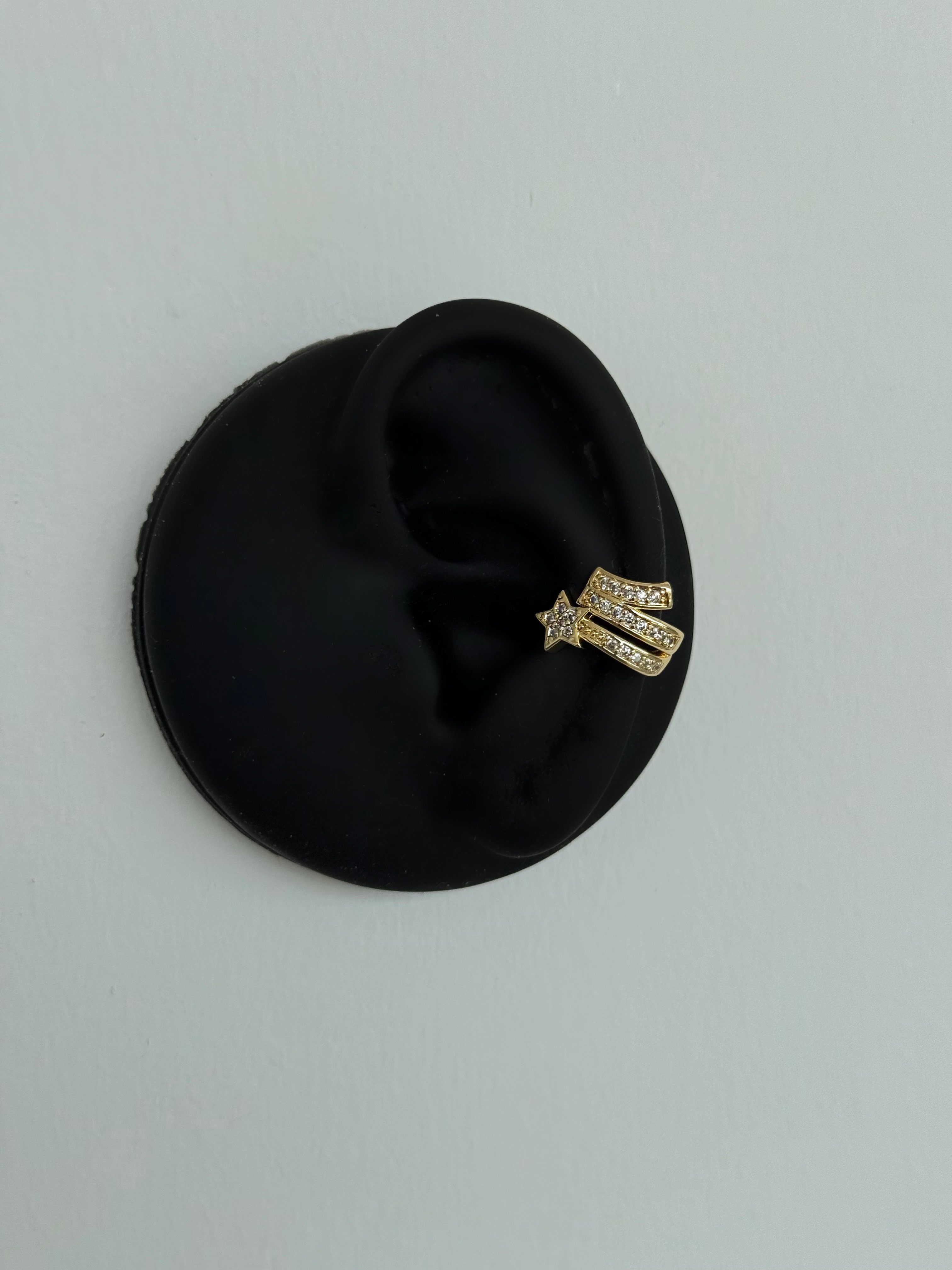 Gold Yıdız Detaylı Earcuff