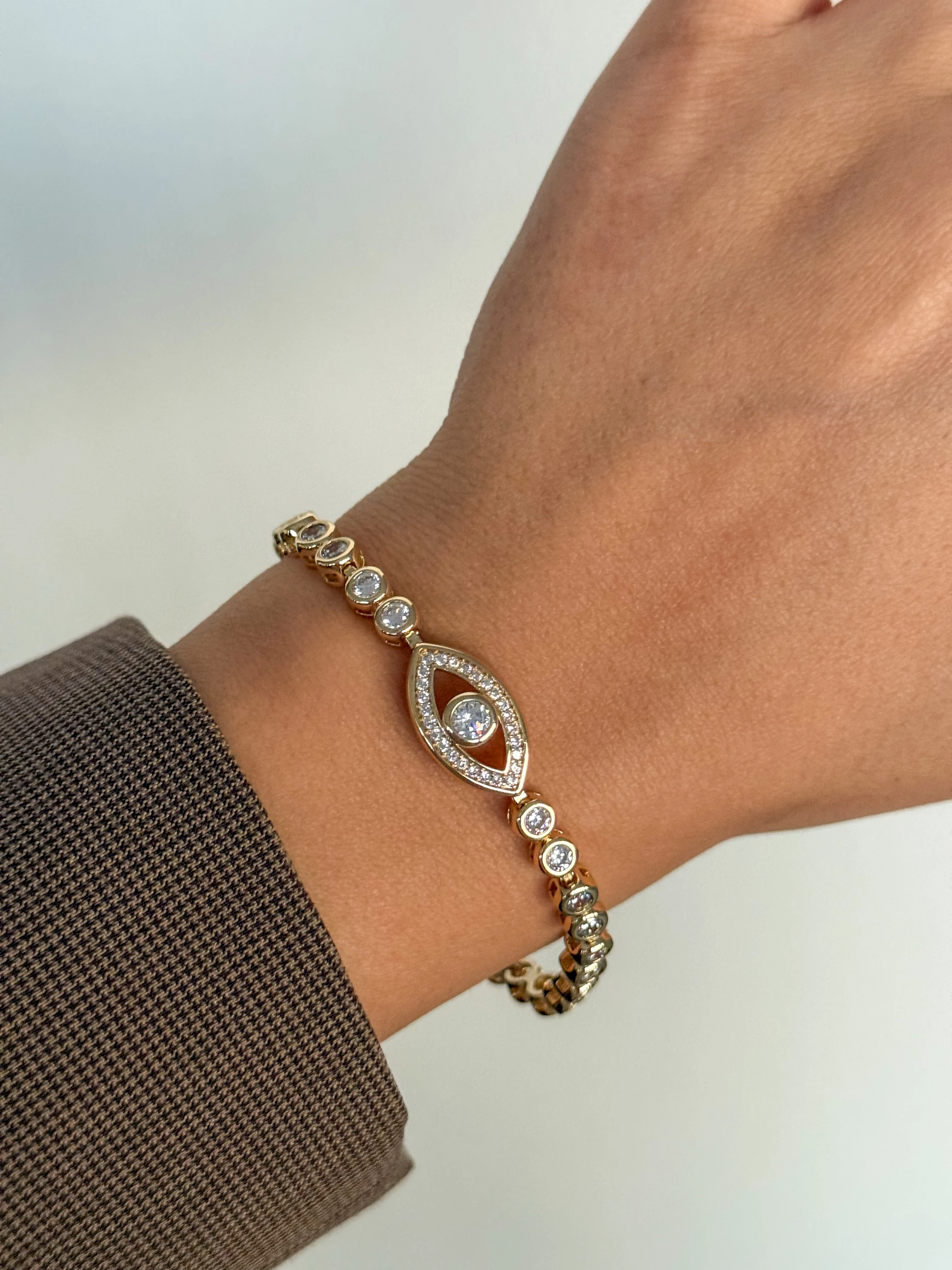 Xuping Göz Detay Bileklik