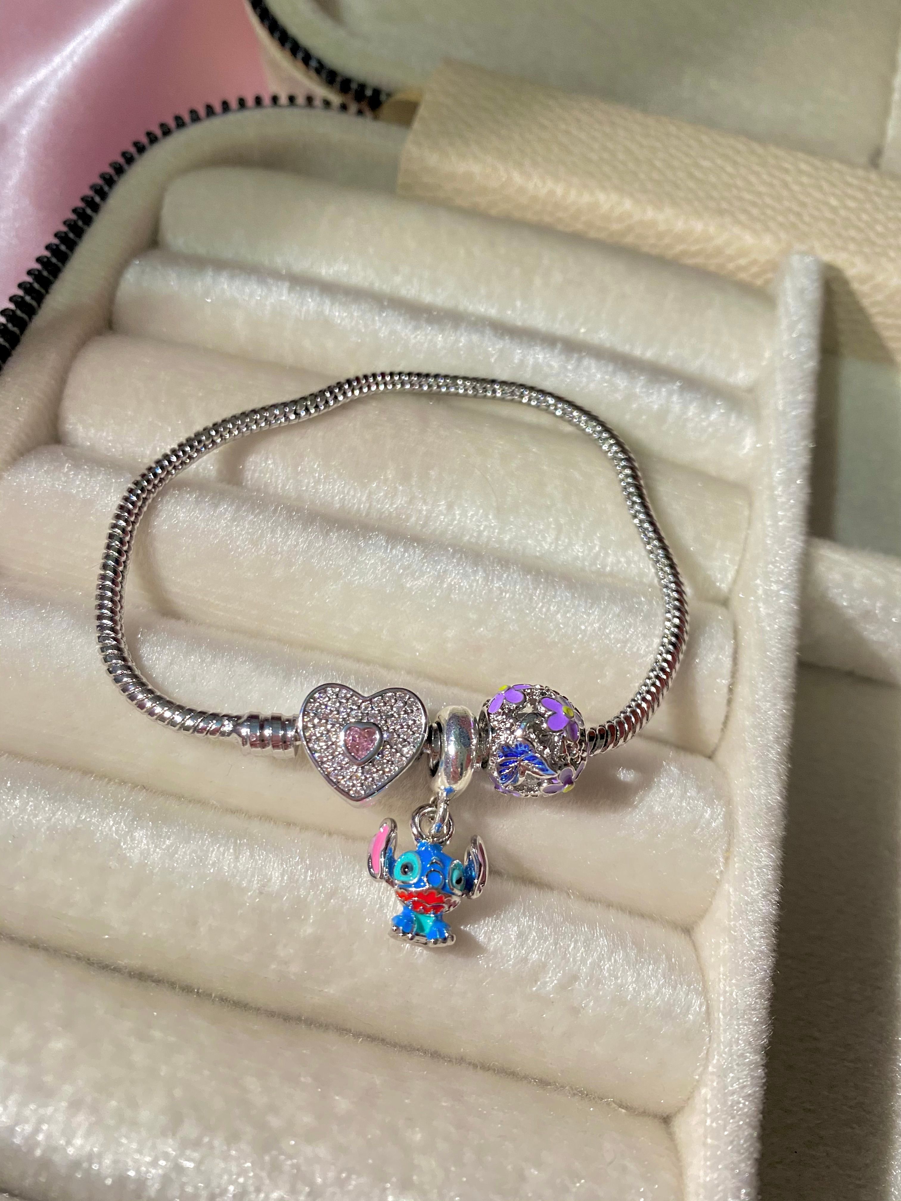 Lila Çiçekli Charm