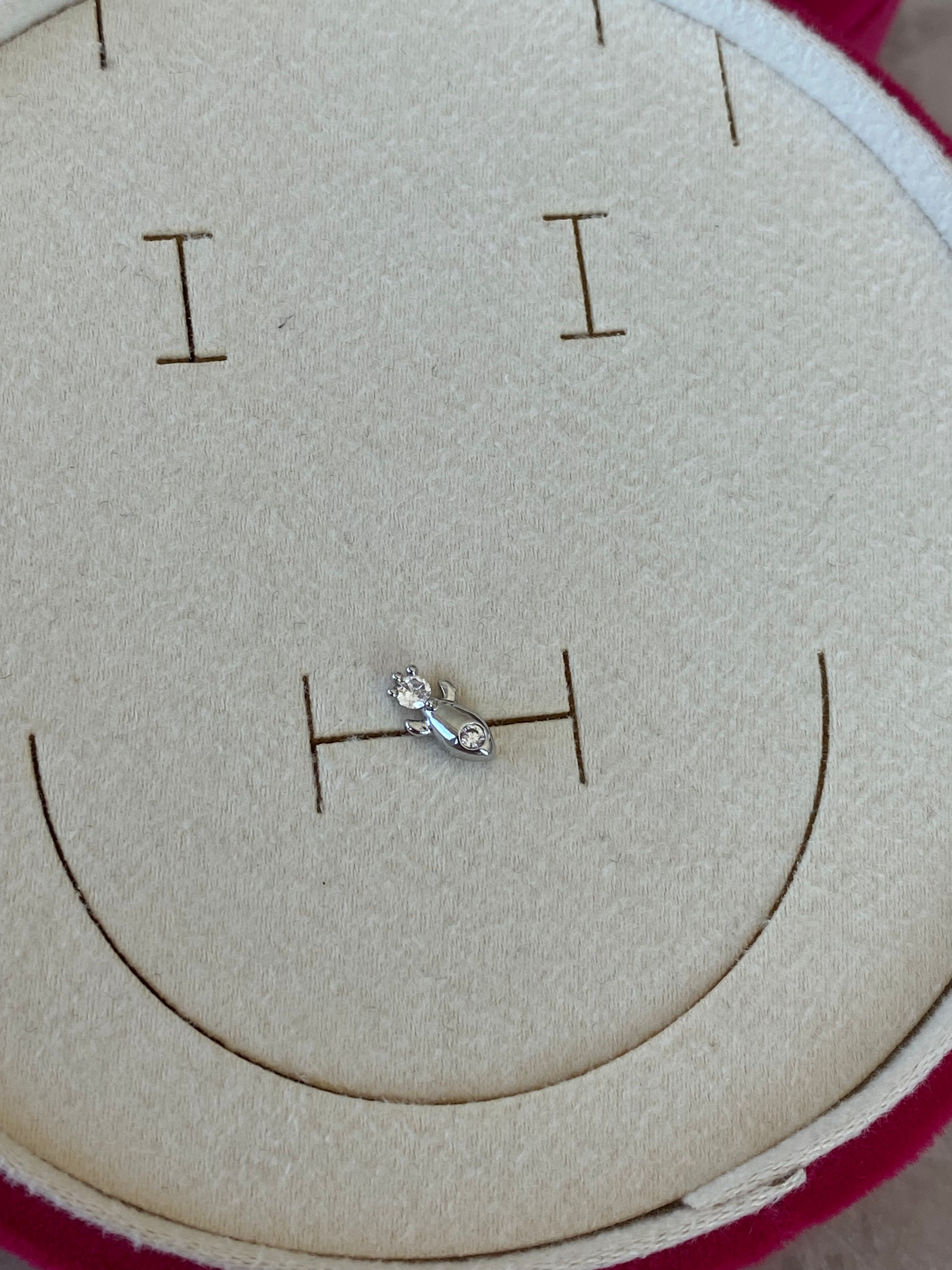 Cerrahi Çelik Silver Roket Detaylı Piercing