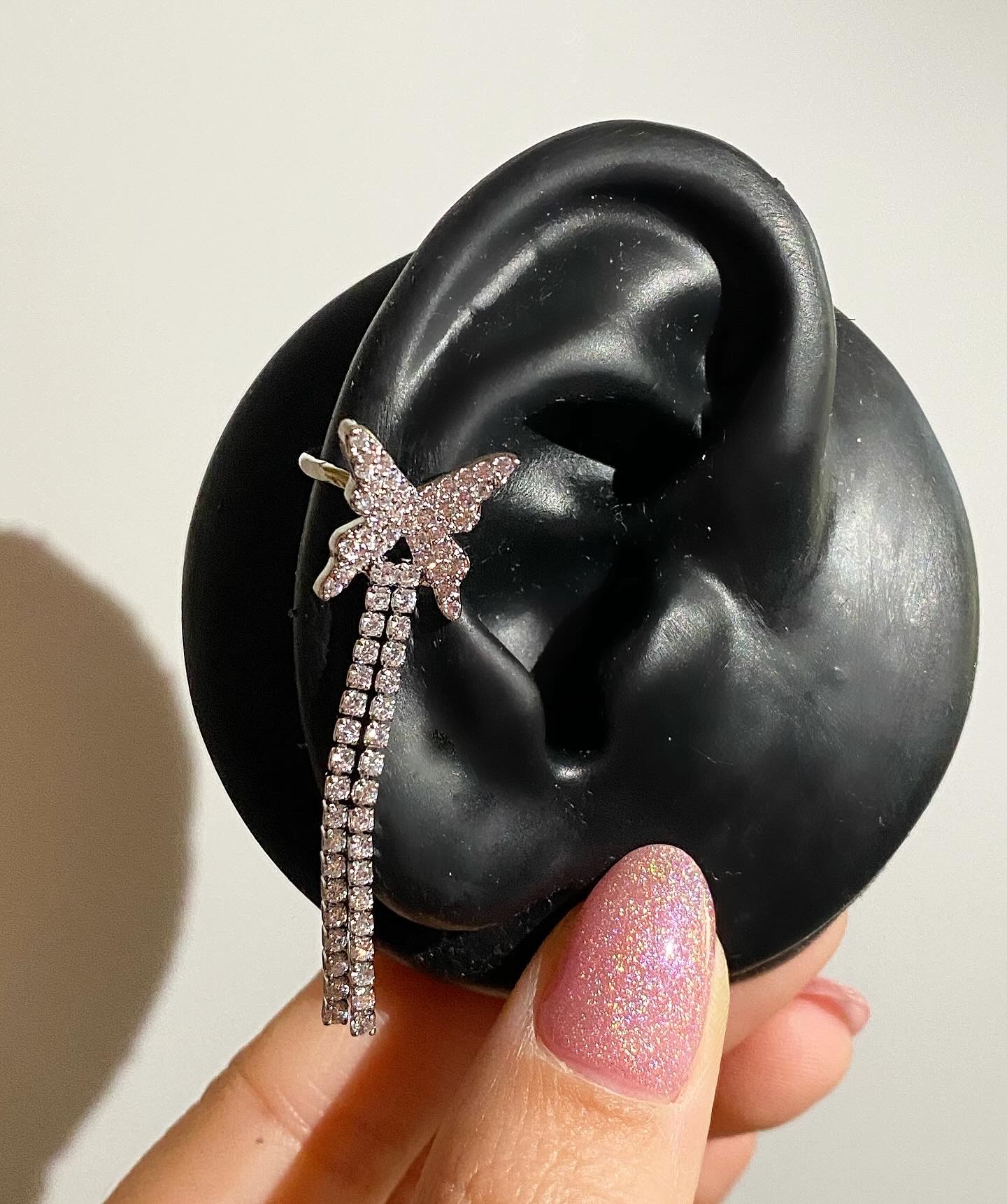 Silver Sallantılı Taşlı Kelebek Earcuff