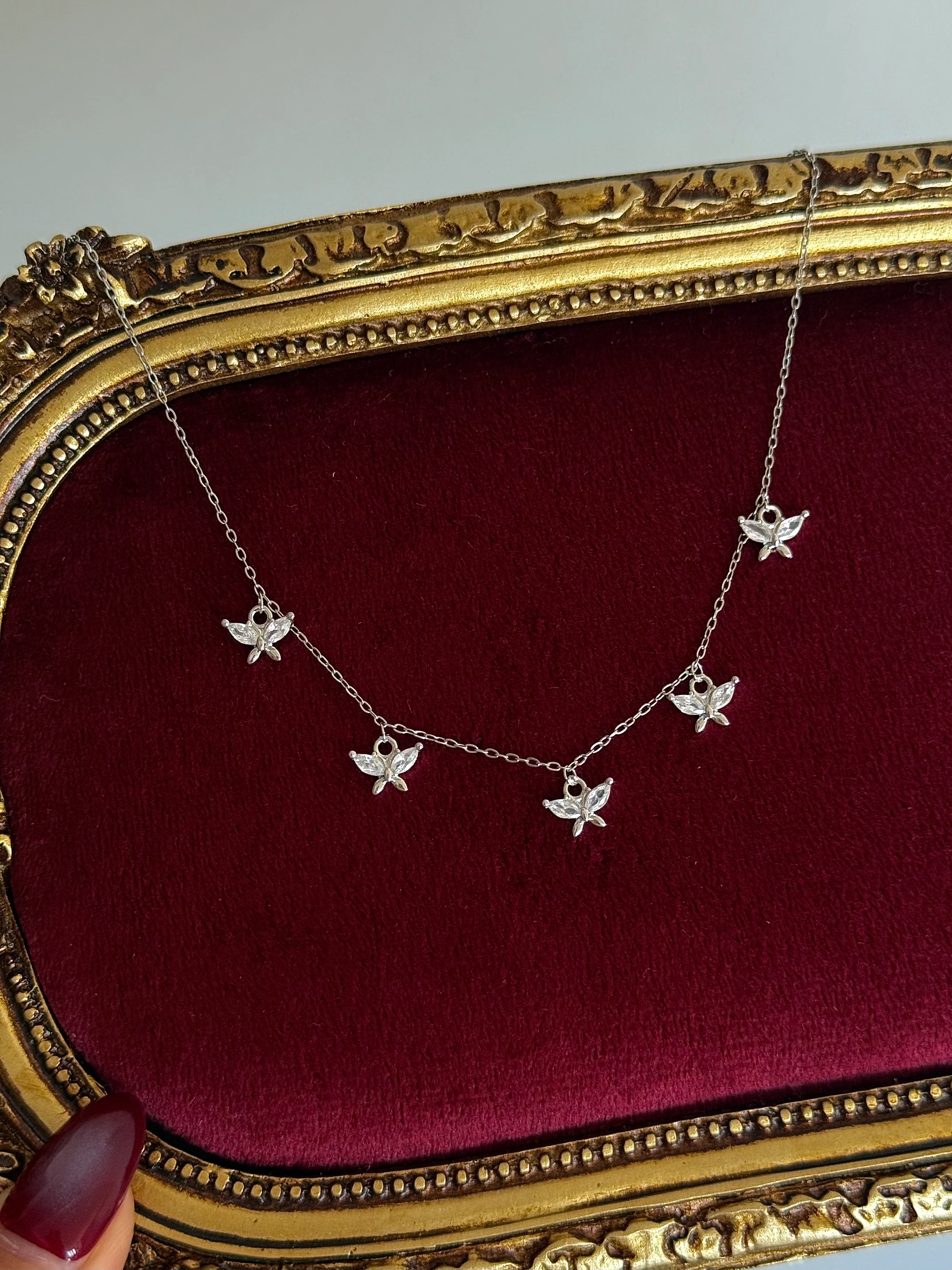 Çelik 5 Kelebekli Charm Kolye