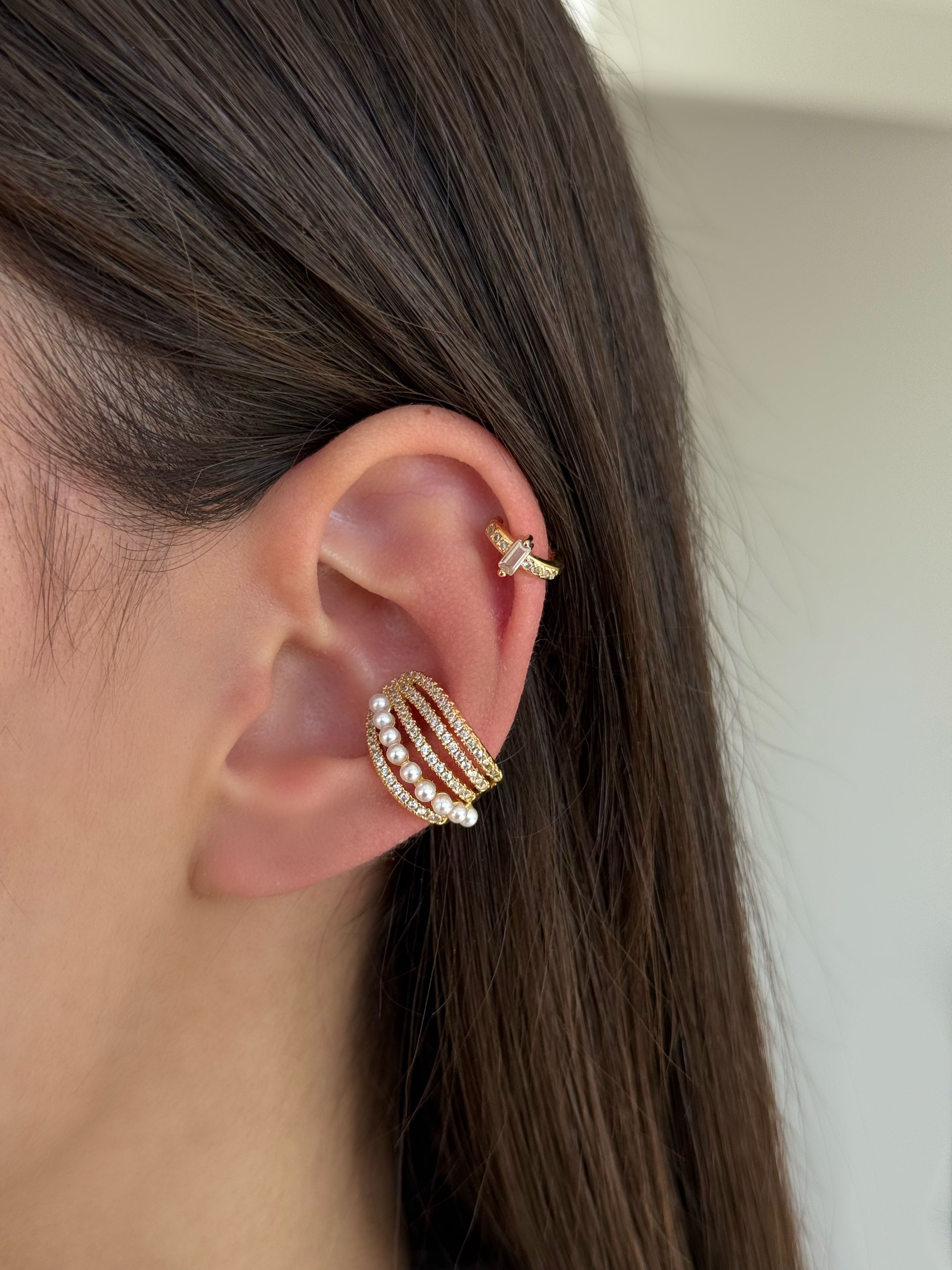 Çelik Gold İncili Earcuff