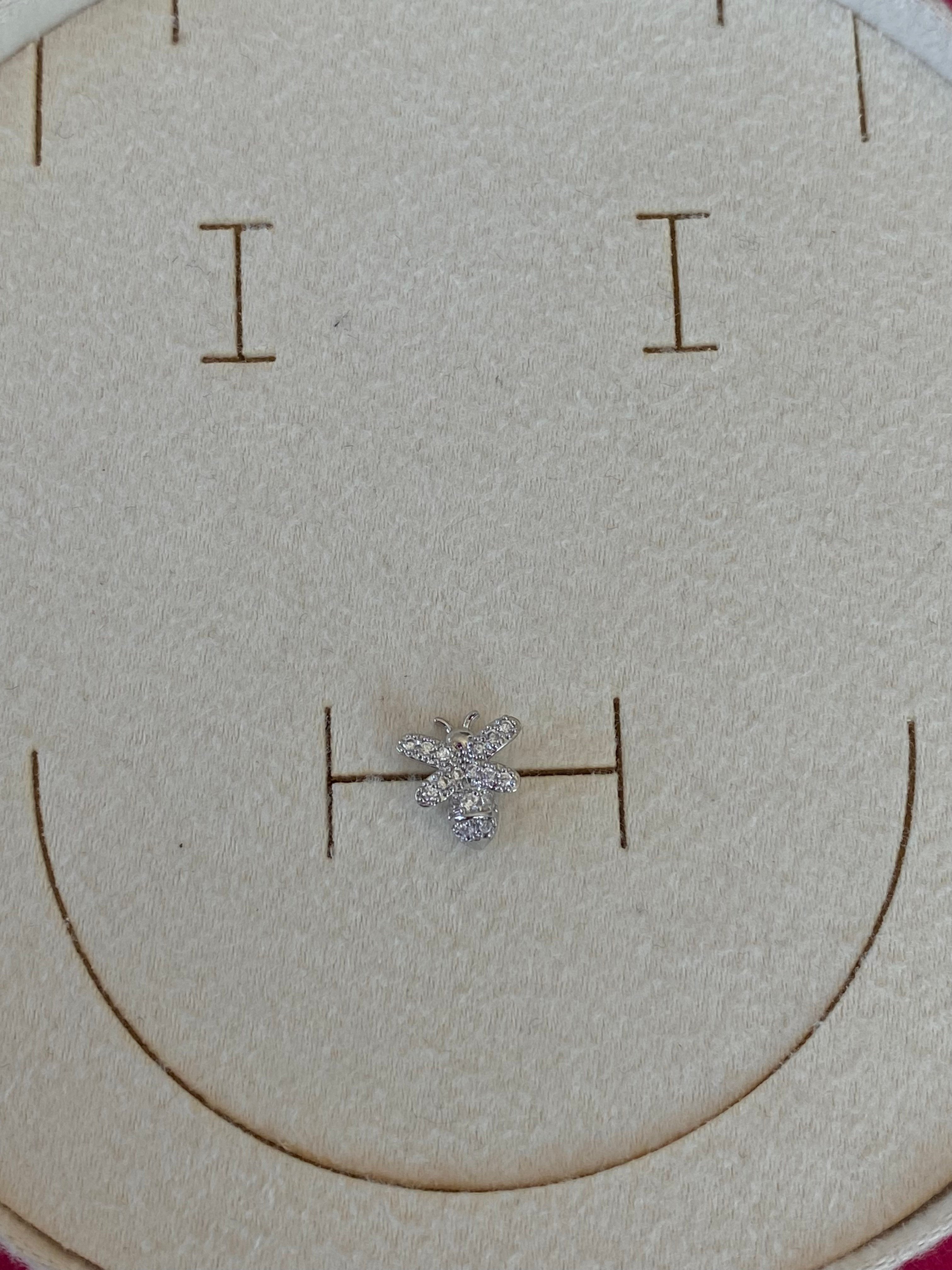 Cerrahi Çelik Silver Arı Detaylı Piercing