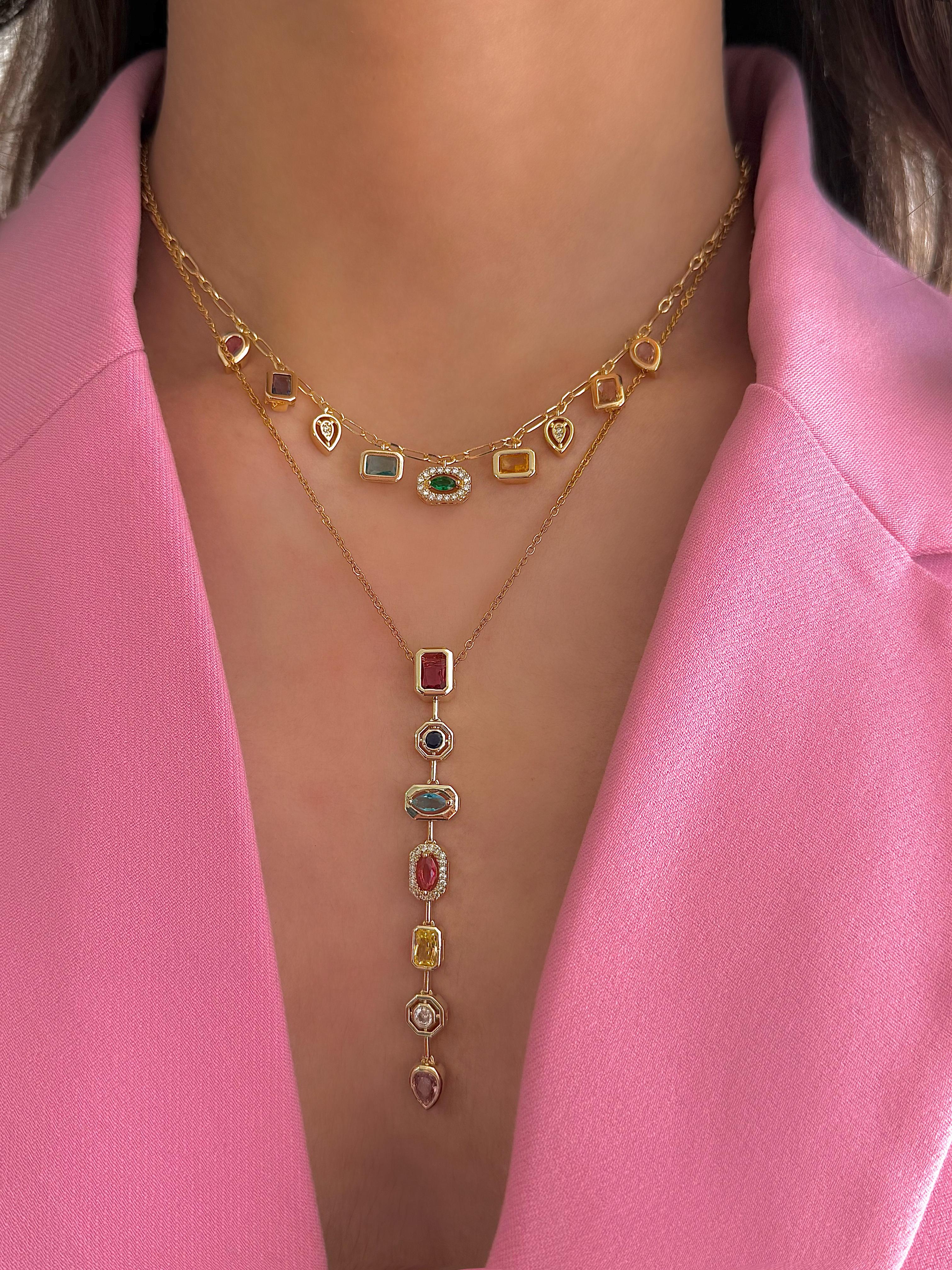 Çelik 9 Charmlı Choker