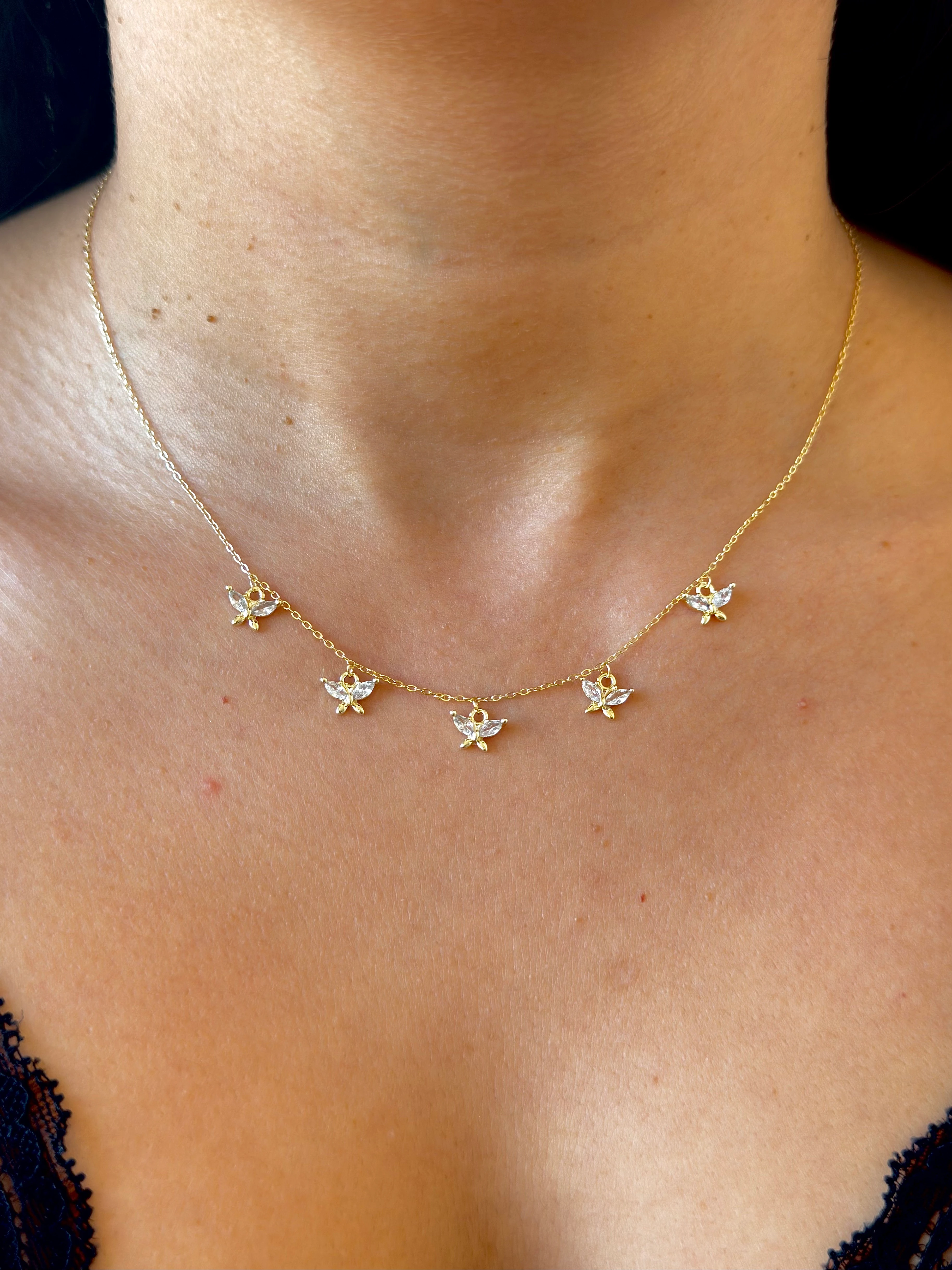 Çelik 5 Kelebekli Charm Kolye