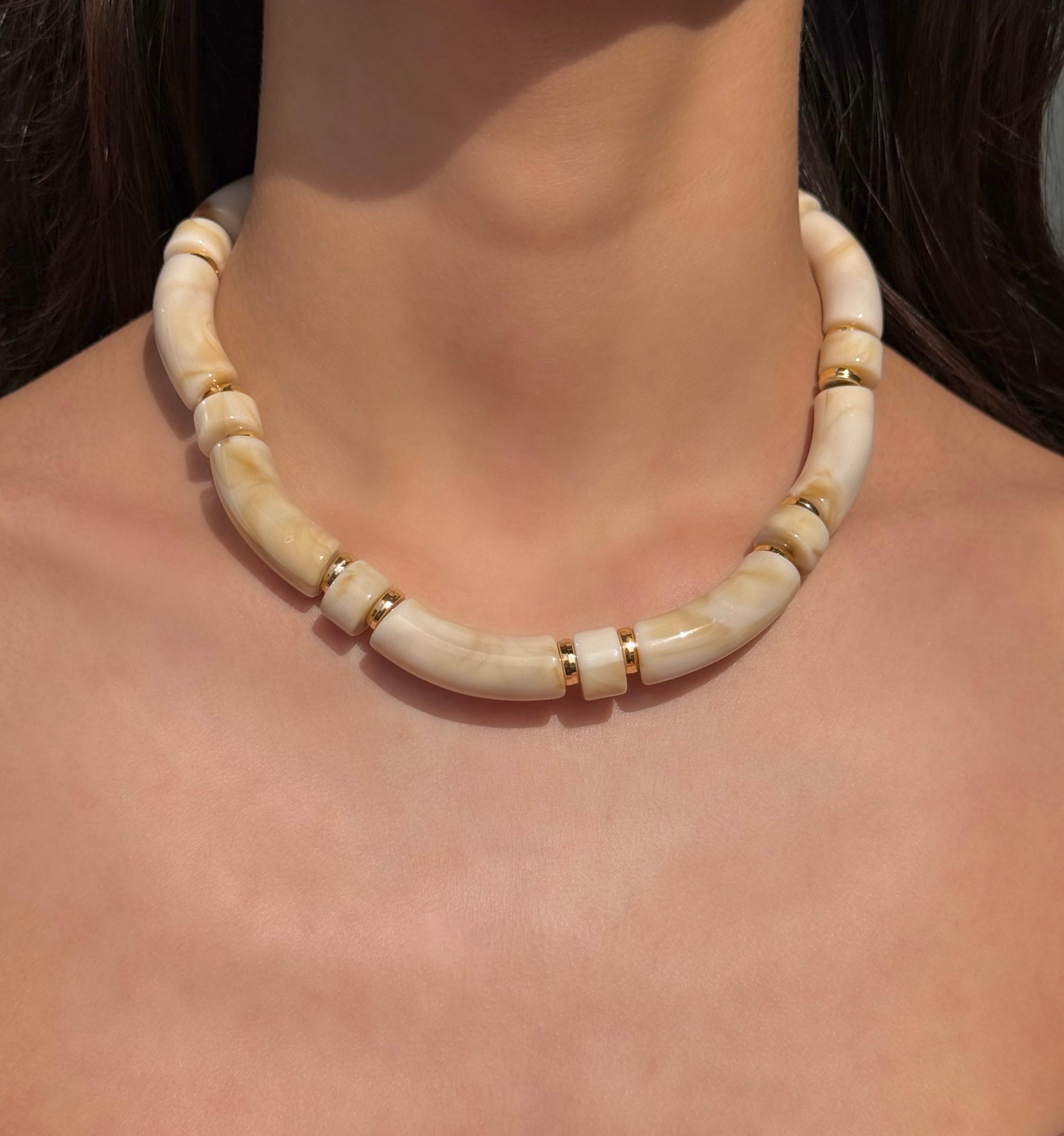 Kemik Renk Choker & Kolye