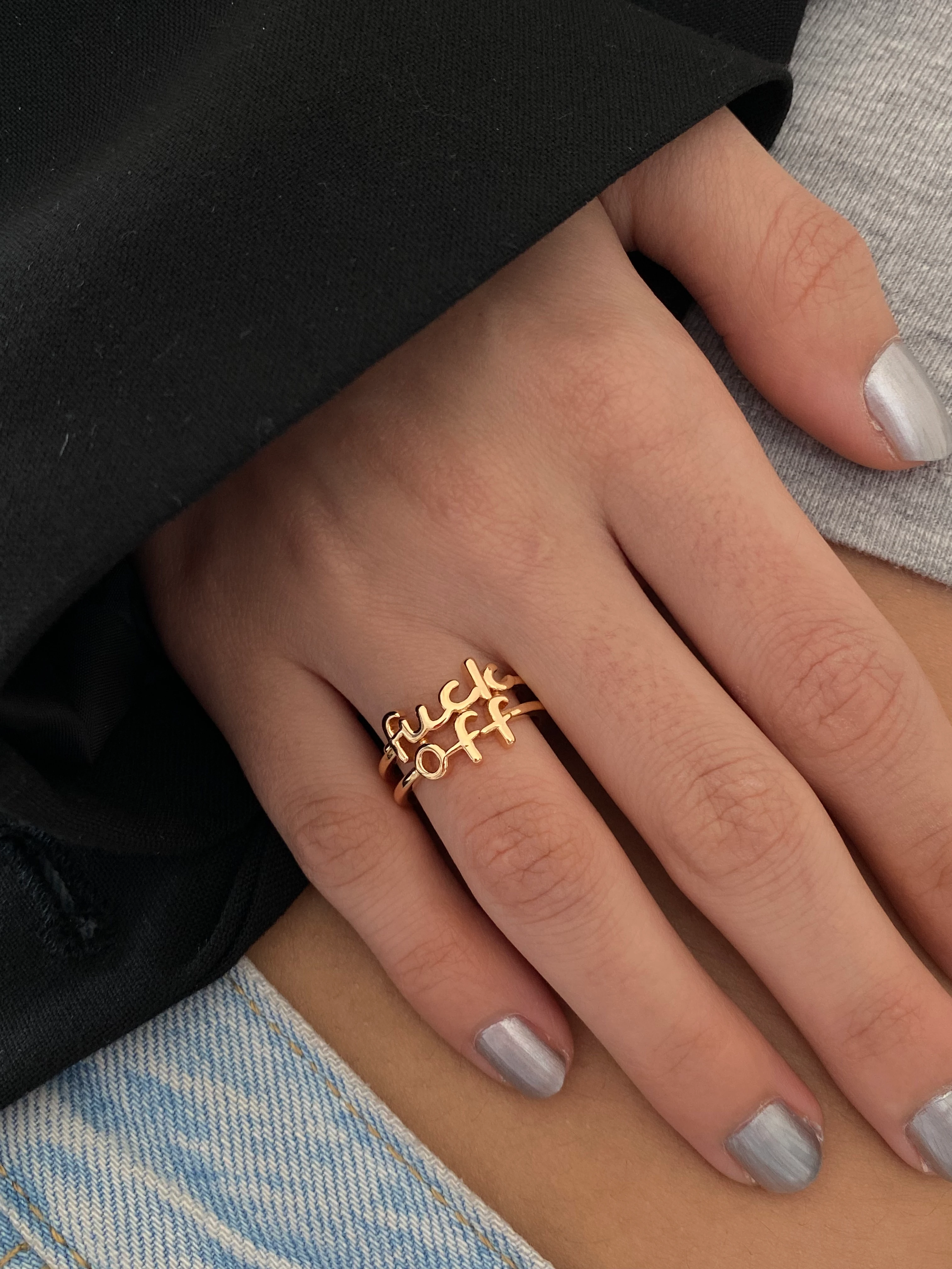 Fuck Off Yazılı Yüzük
