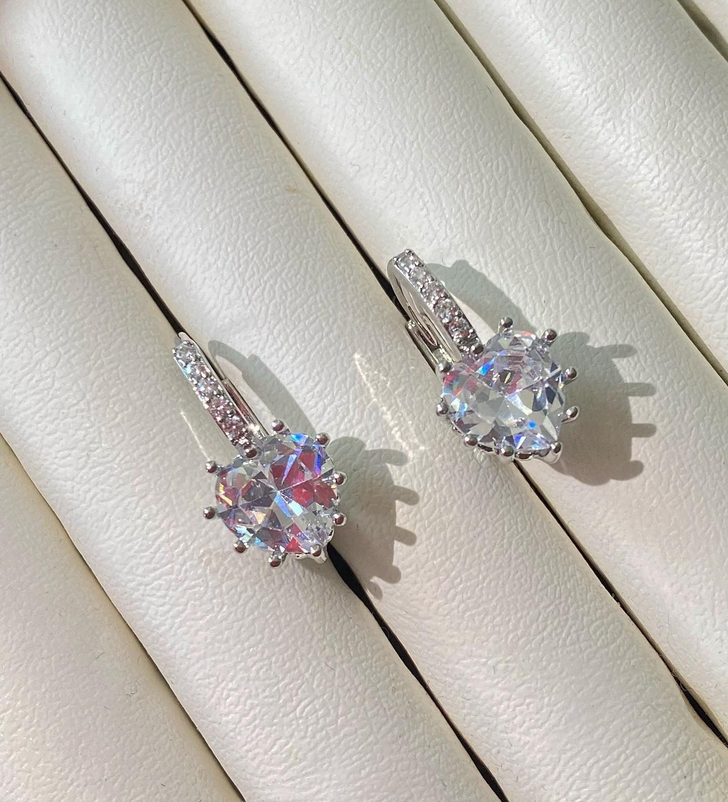 İthal Silver Swarovski Kalp Küpe