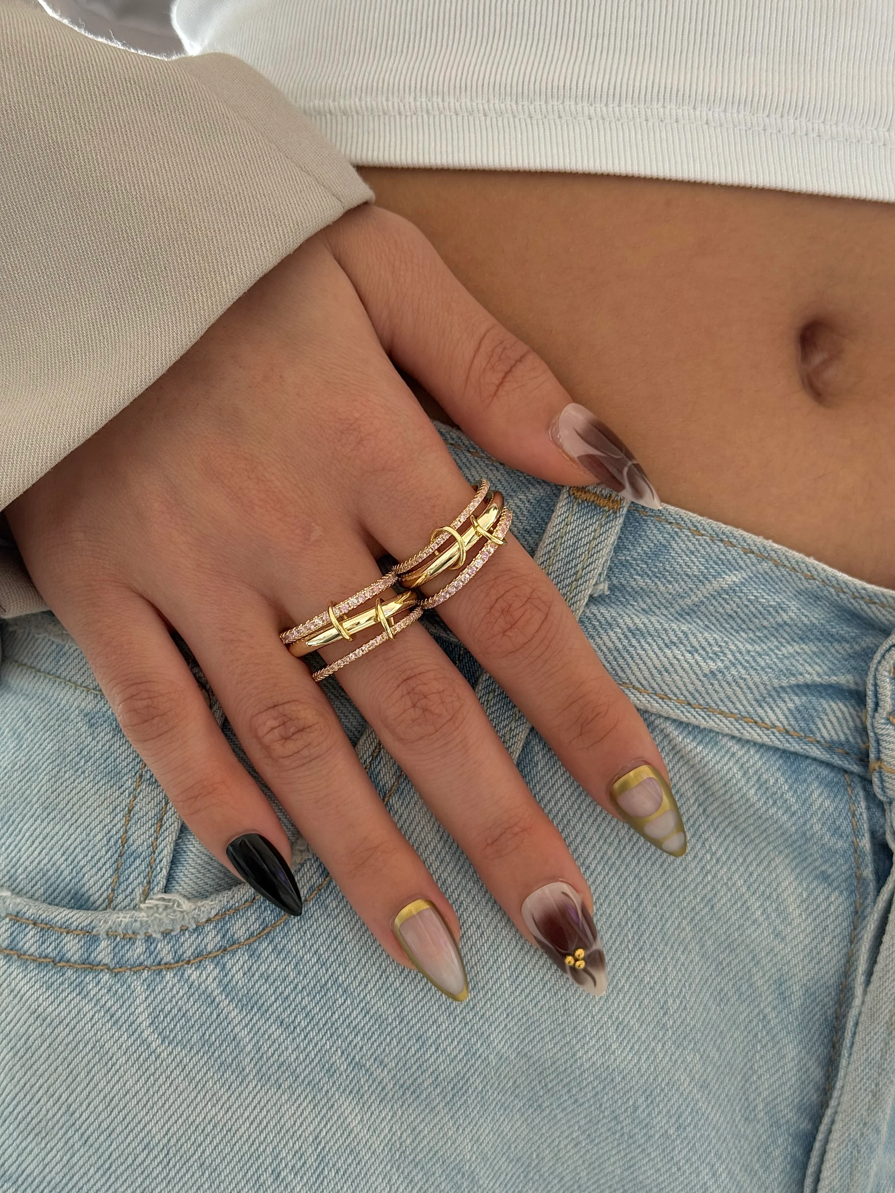 Çelik Gold Pembe Taşlı Spiral Yüzük