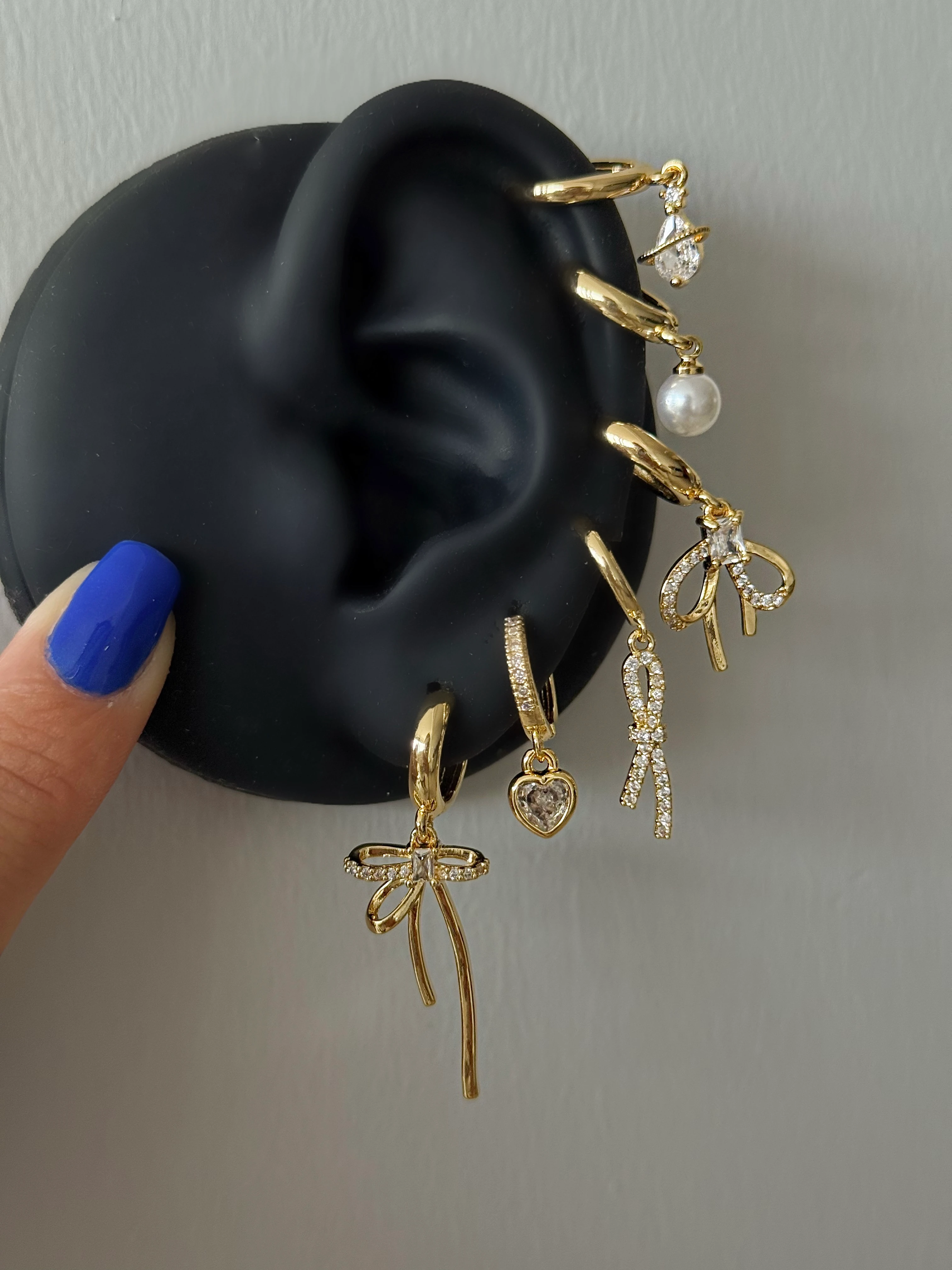 Çelik Gold Kurdela Detay 6 Lı Küpe Seti