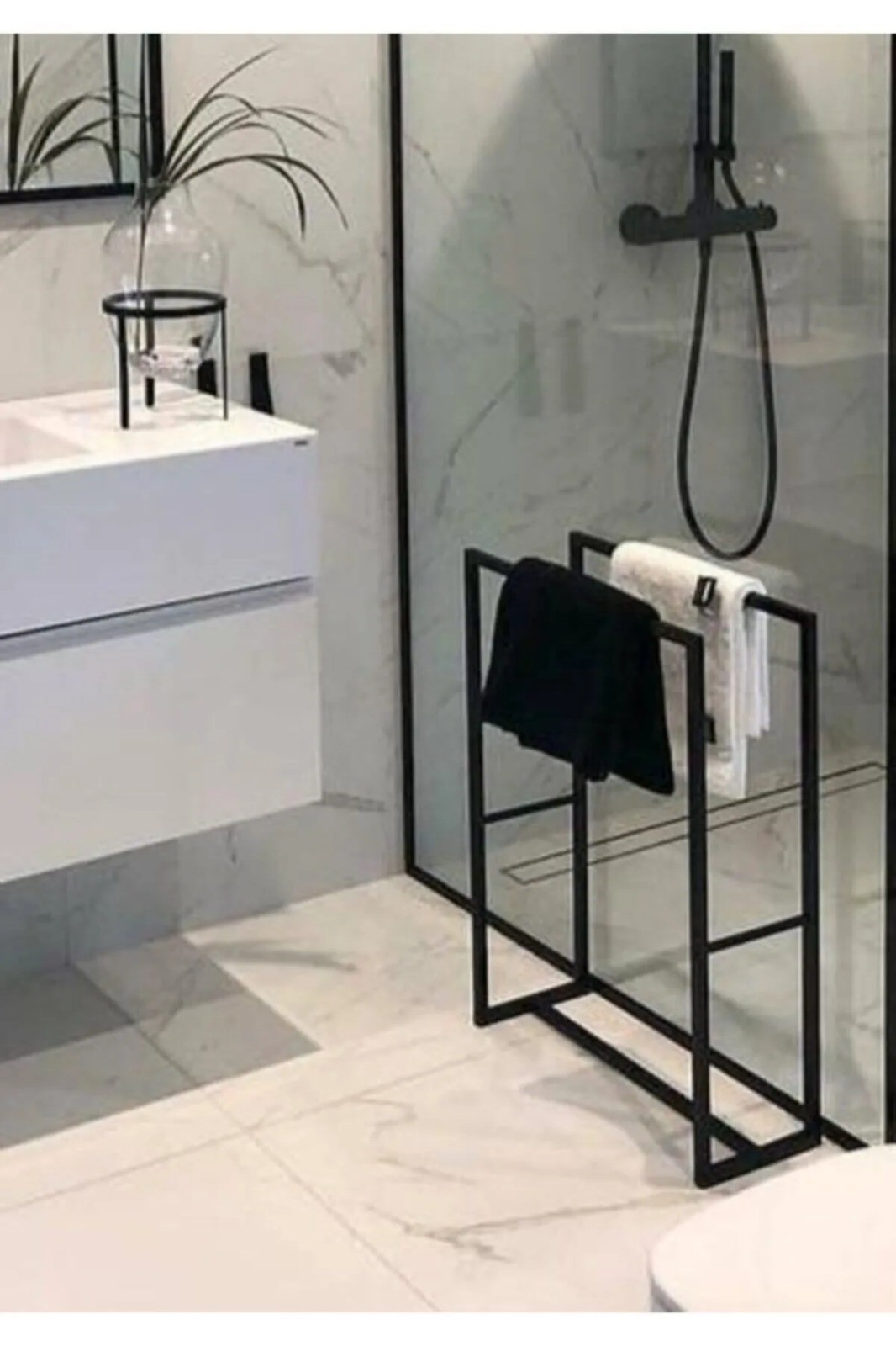 Dekoratif Metal Siyah Ayaklı Havluluk Askılık Banyo Havluluğu