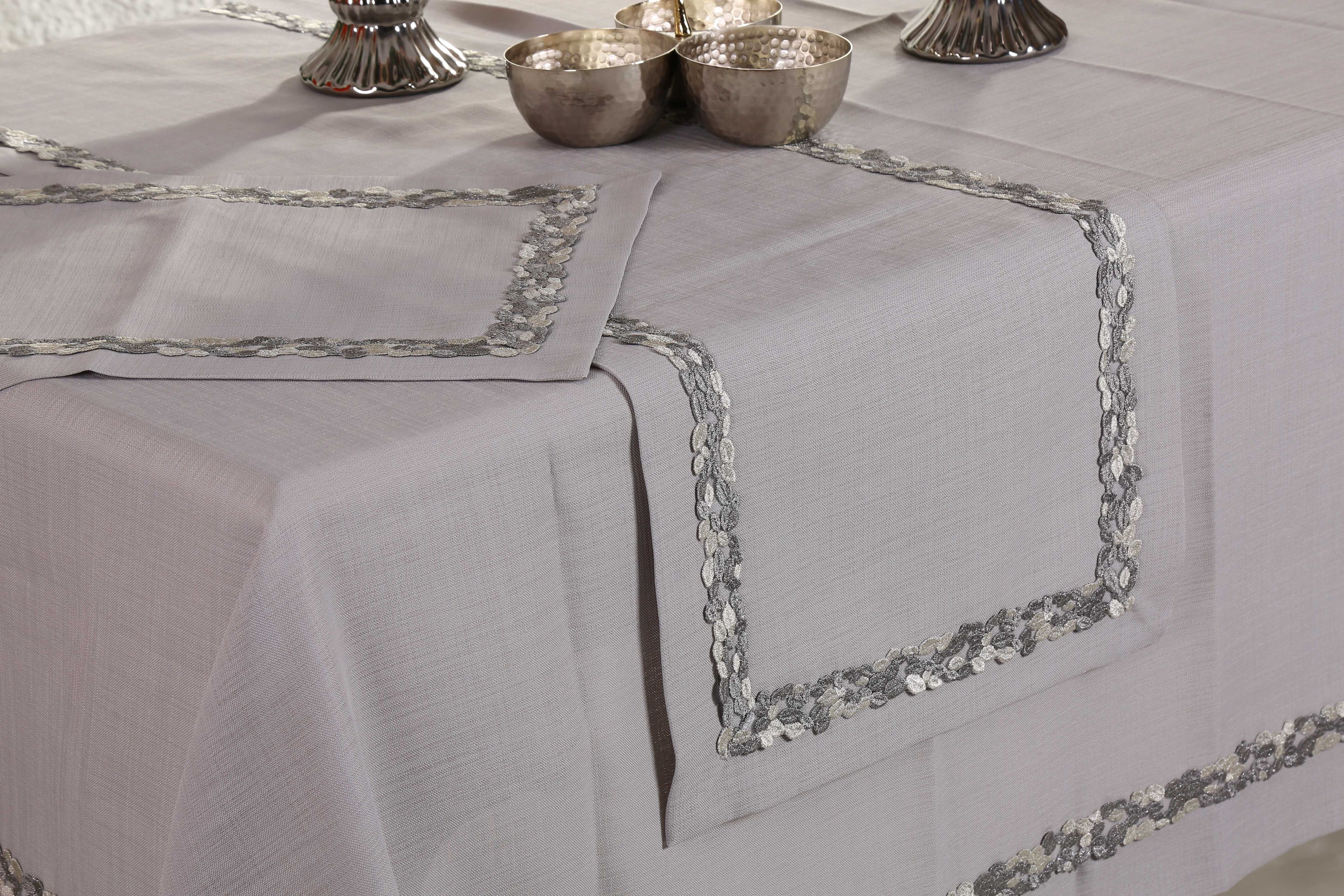 Napoli Model French Lace Tablecloth