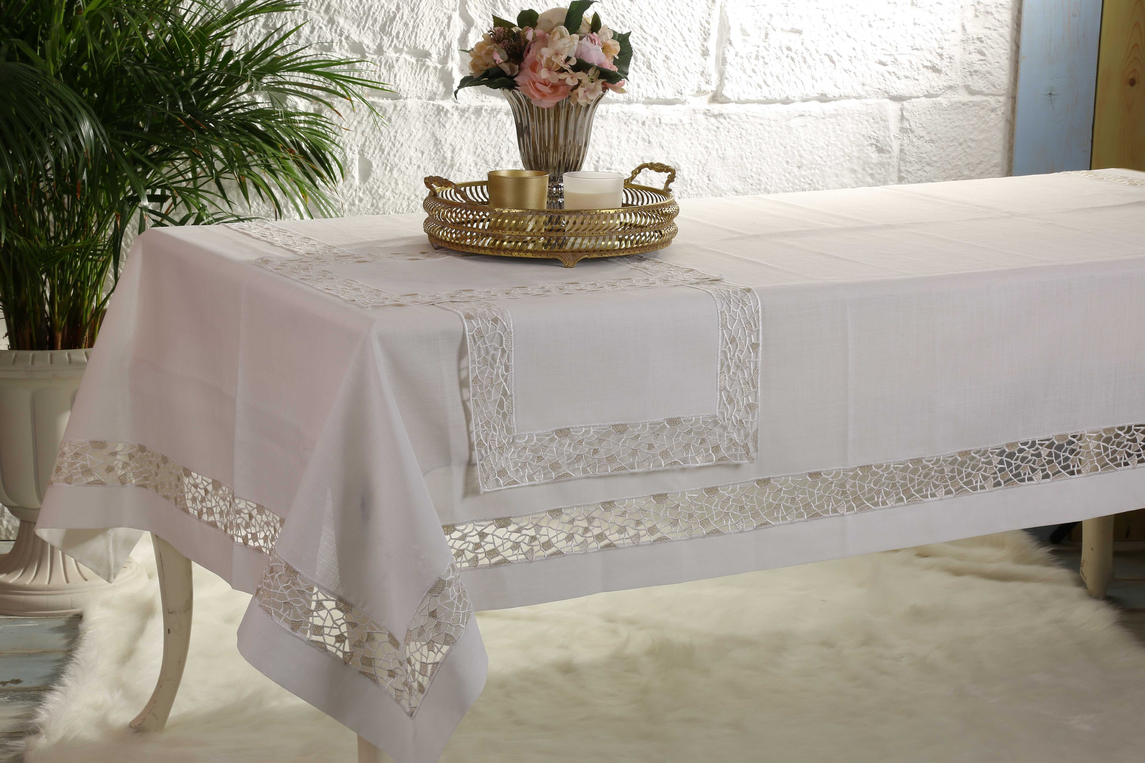 Nice Model French Lace Tablecloth