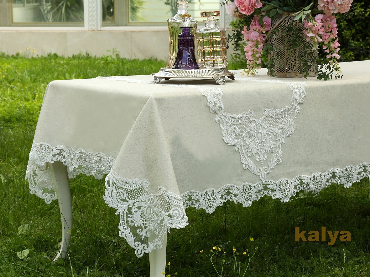 Kalya Model French Lace Tablecloth