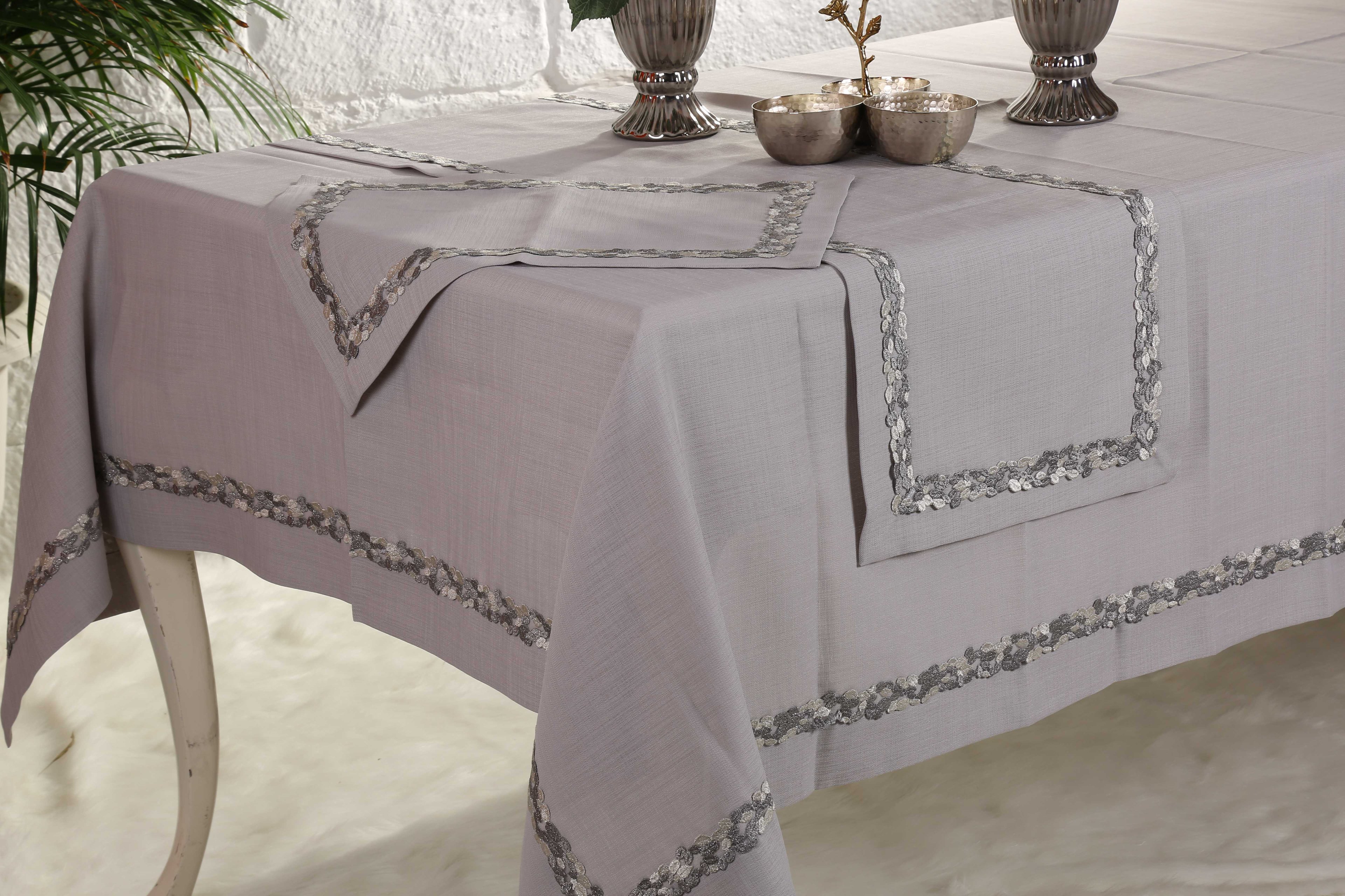 Napoli Model French Lace Tablecloth