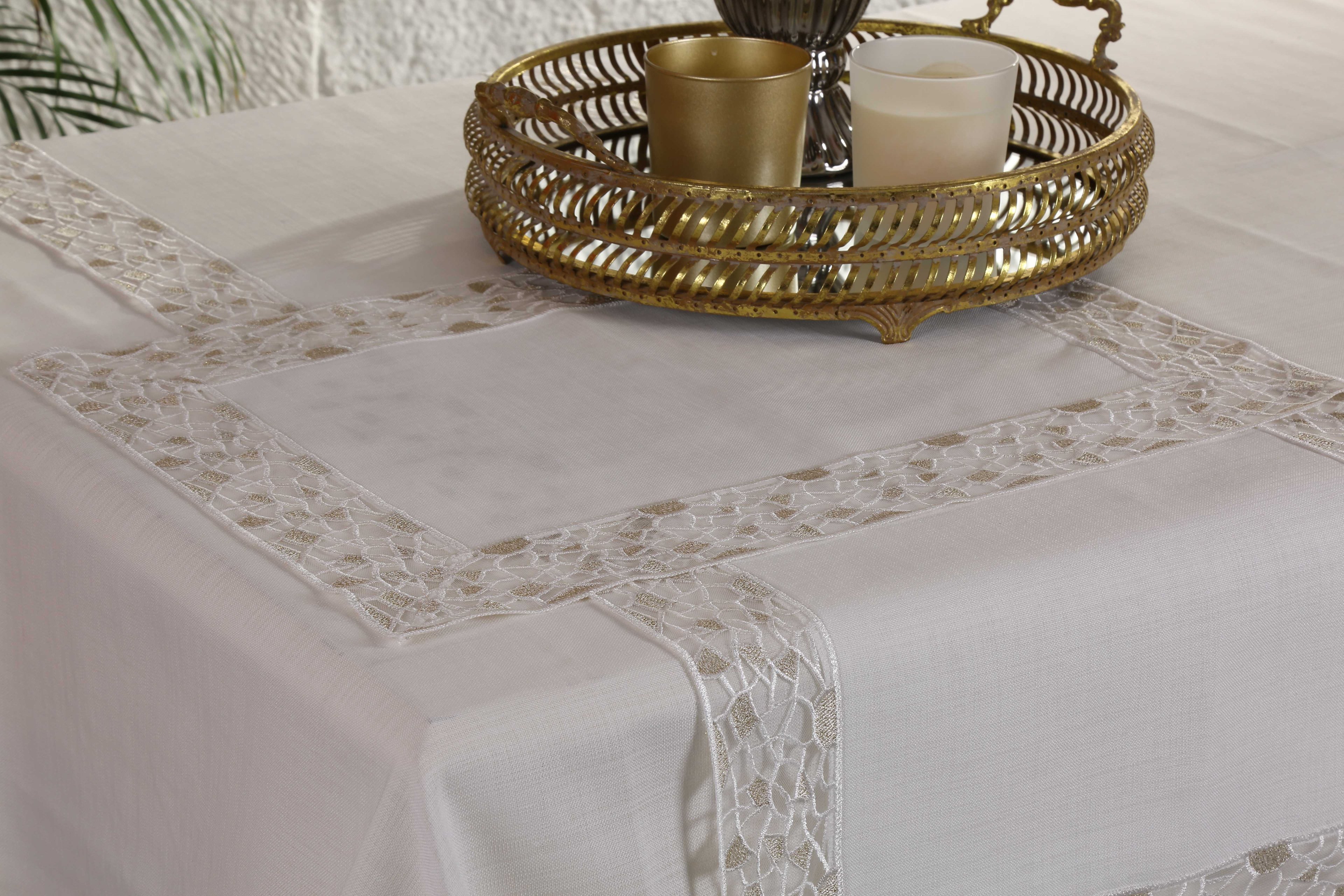 Nice Model French Lace Tablecloth