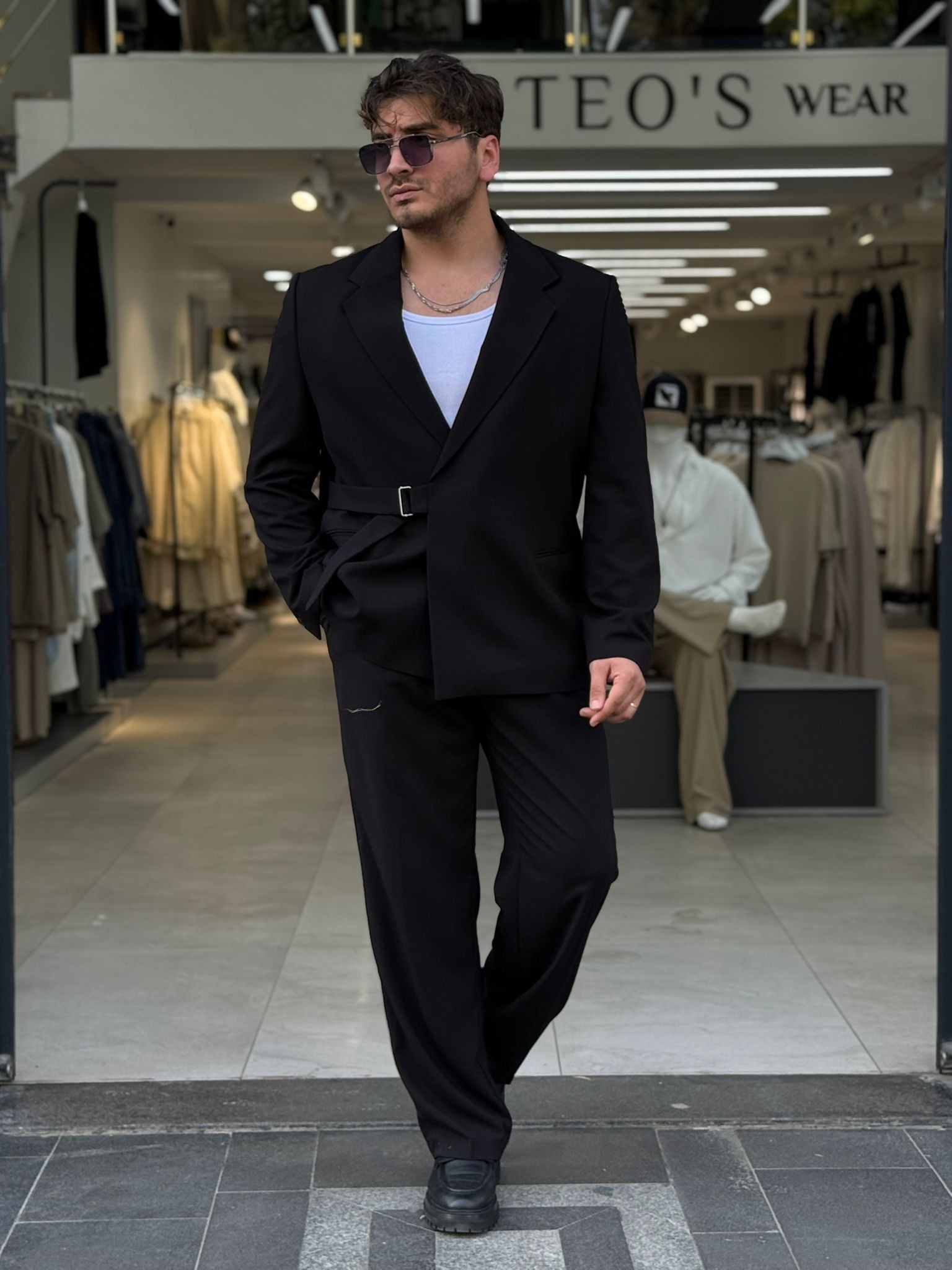 Kendinden Kemerli Oversize Takım Elbise