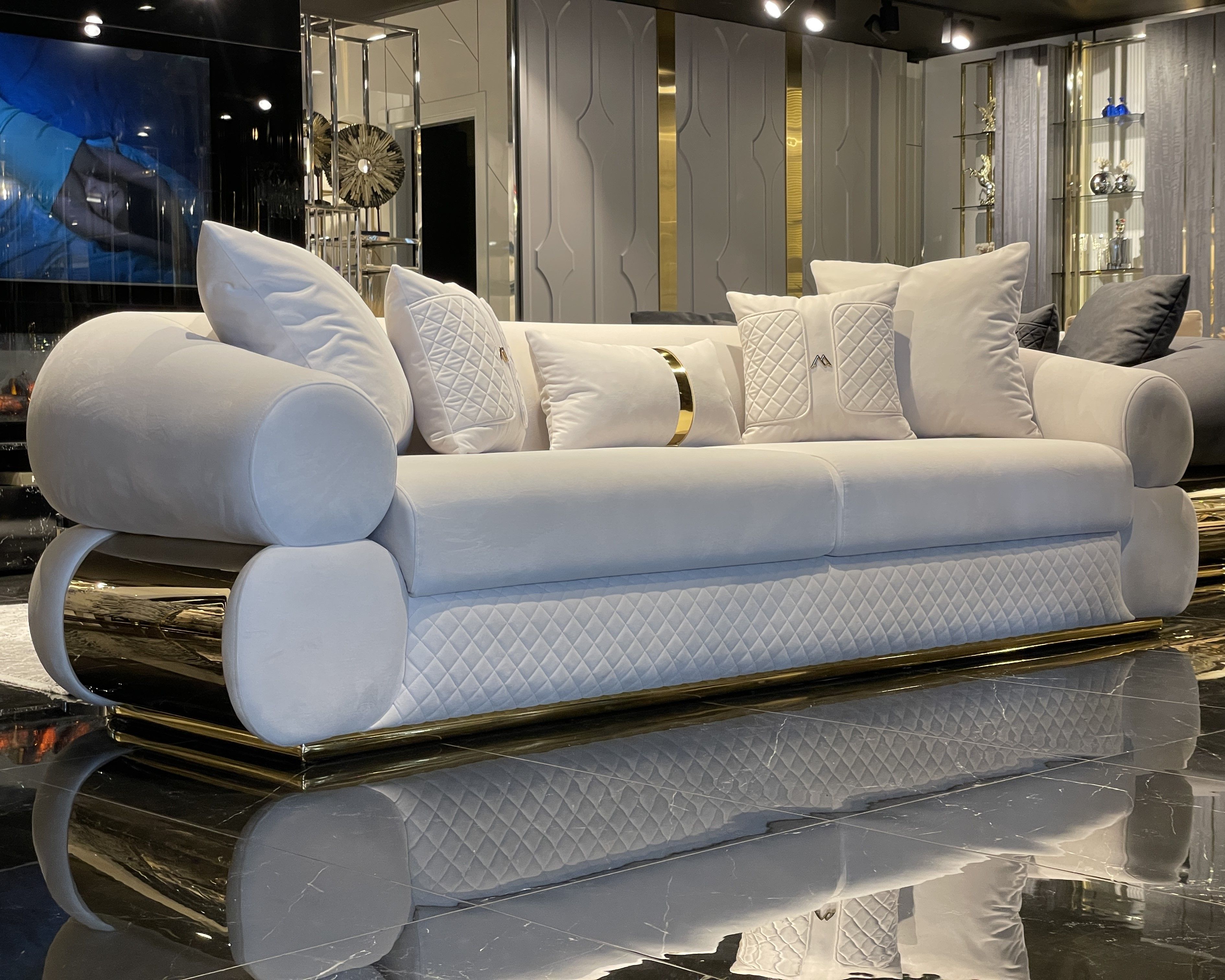 Elegant Koltuk