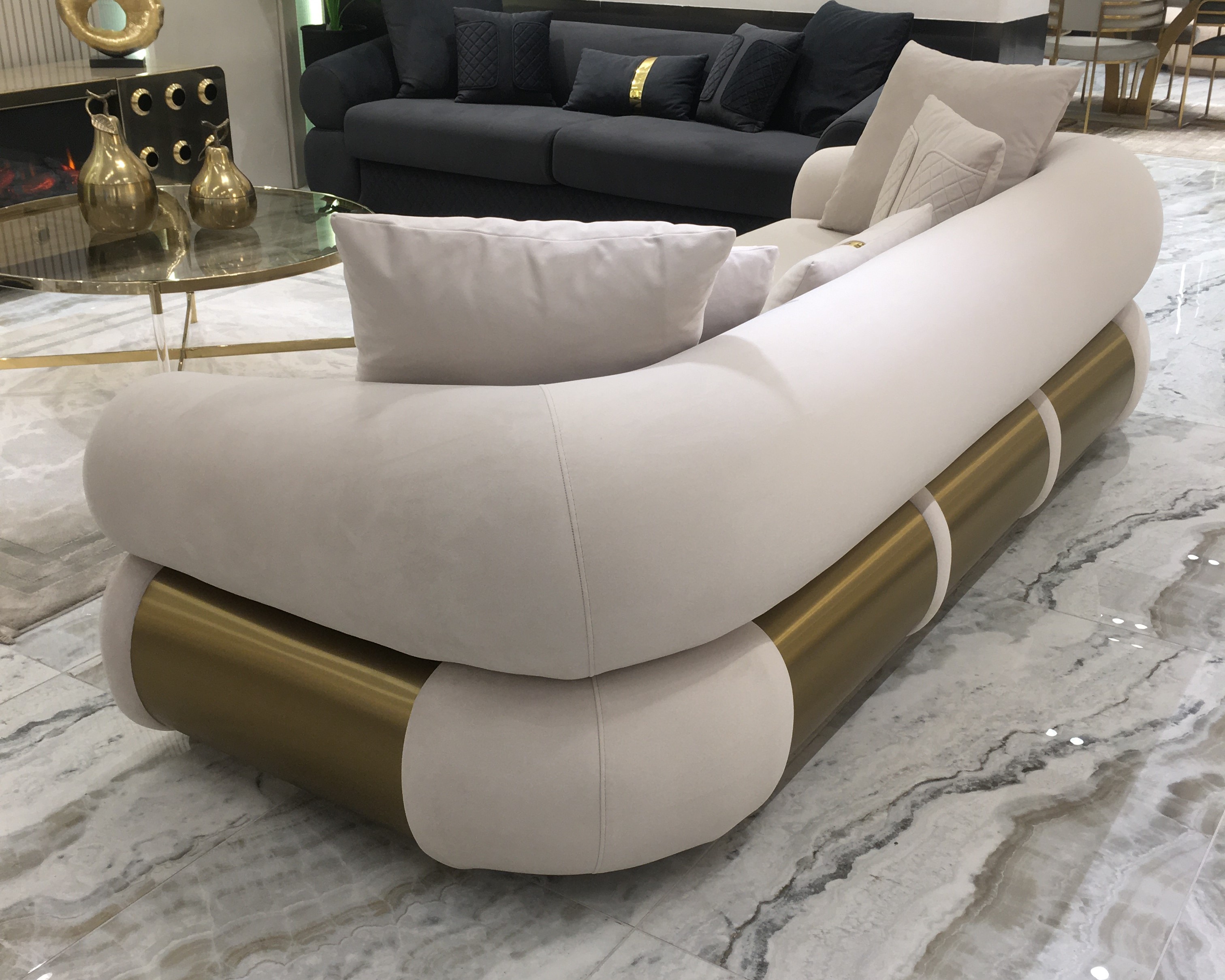 Elegant Koltuk