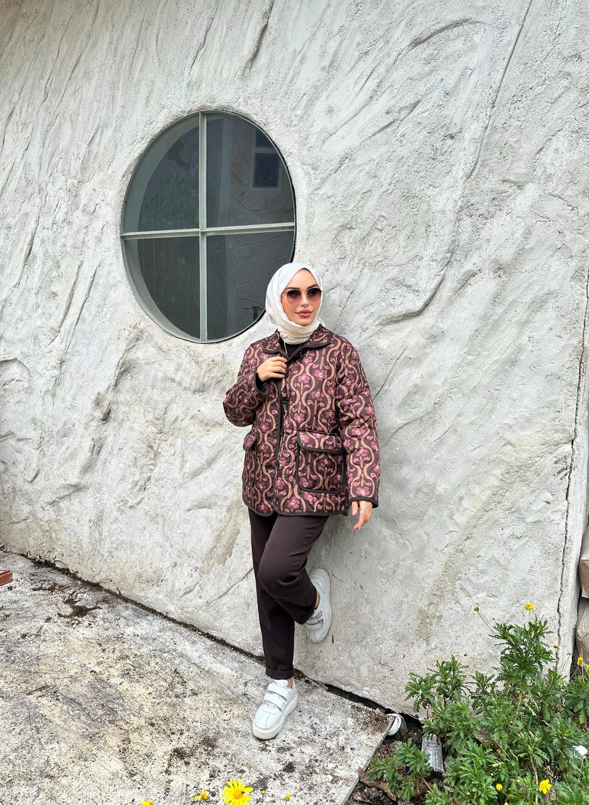 Minel Kadın Kahverengi Desenli Kapitone Ceket 01