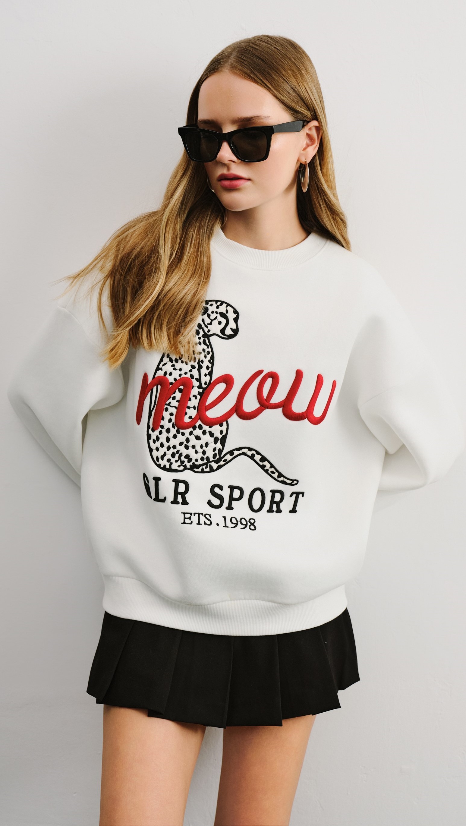 Beyaz Kısa Sweatshirt