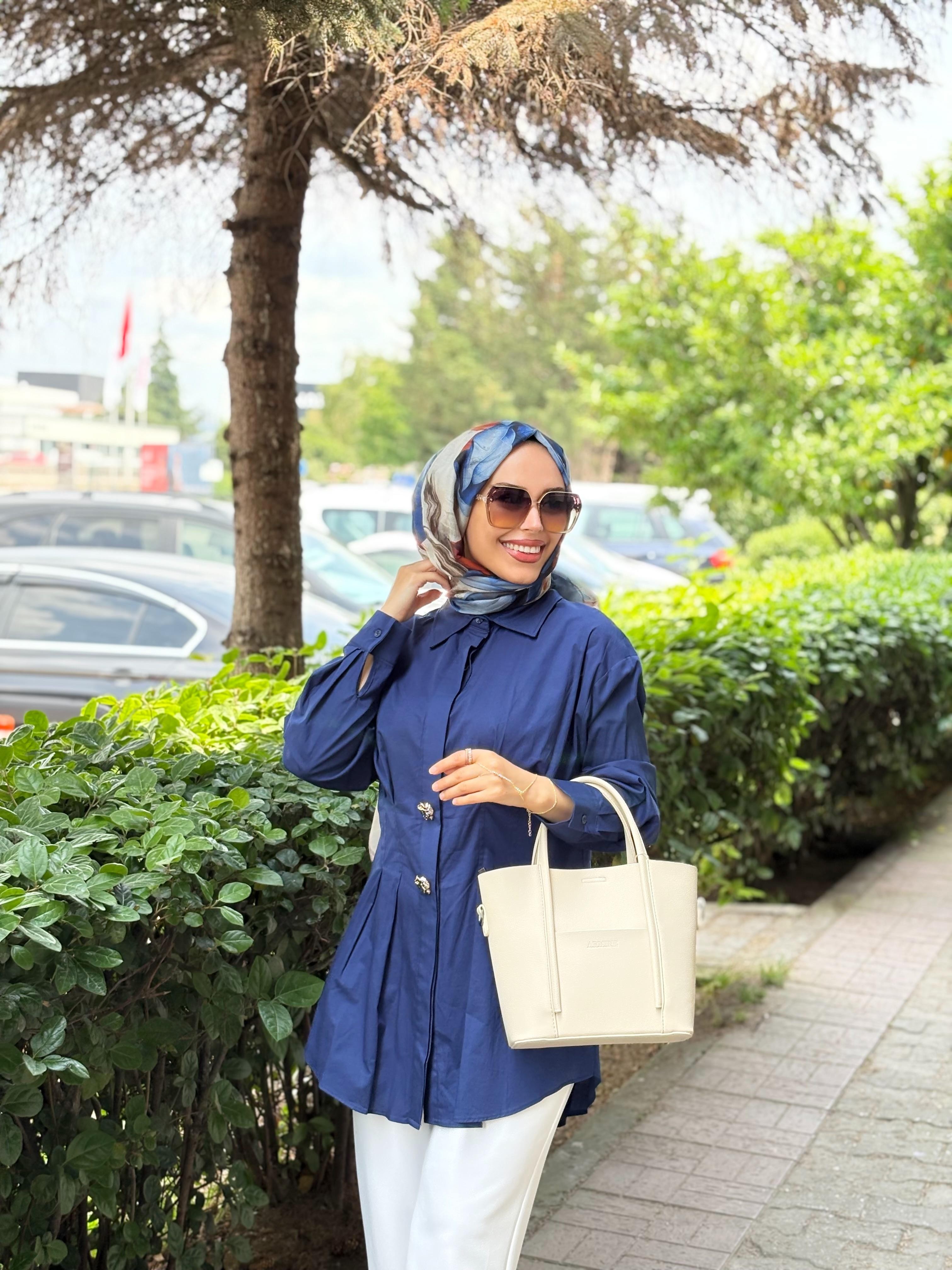 Kadın Düğme Detaylı Gömlek - lacivert