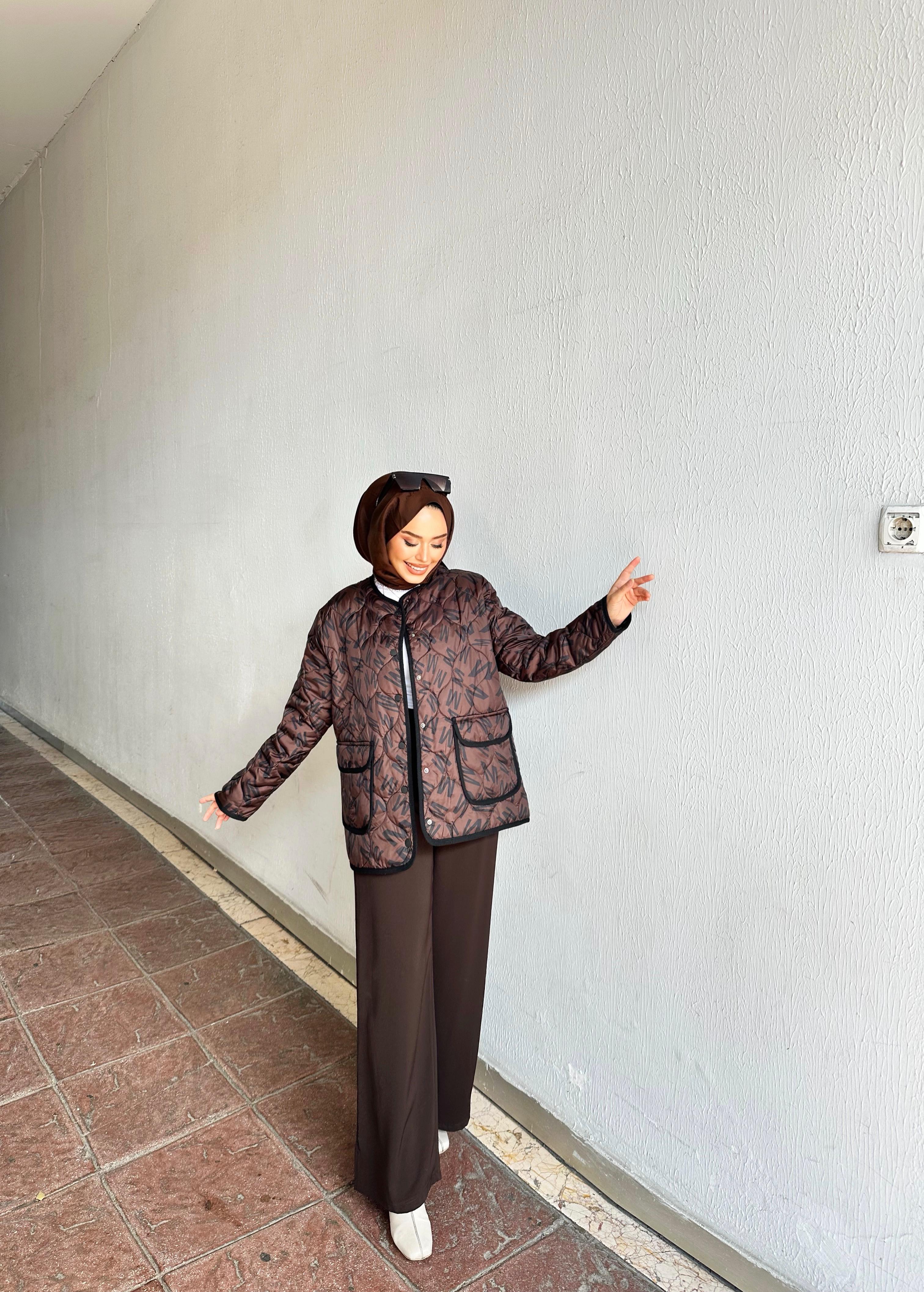Minel Kadın Kahverengi Kapitone Ceket 02
