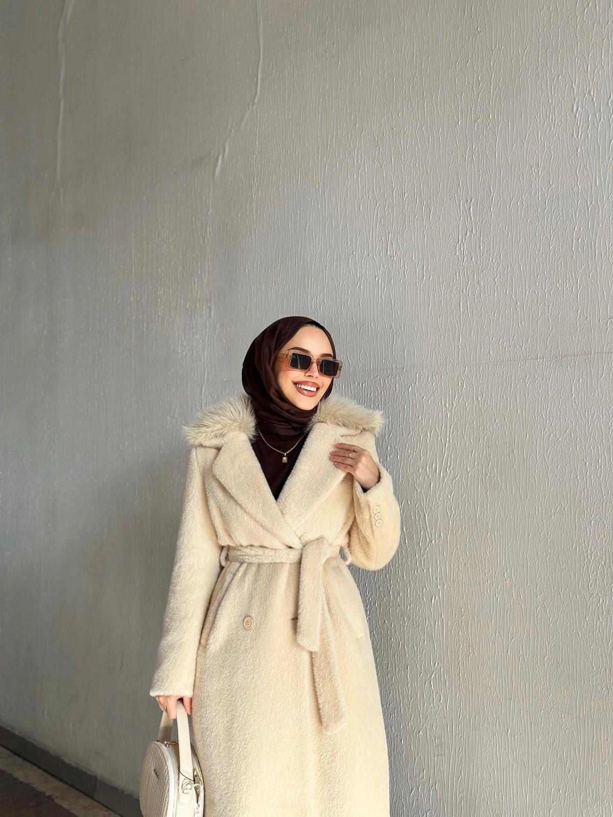 Minel Kadın Kürk Yaka Peluş Kaban