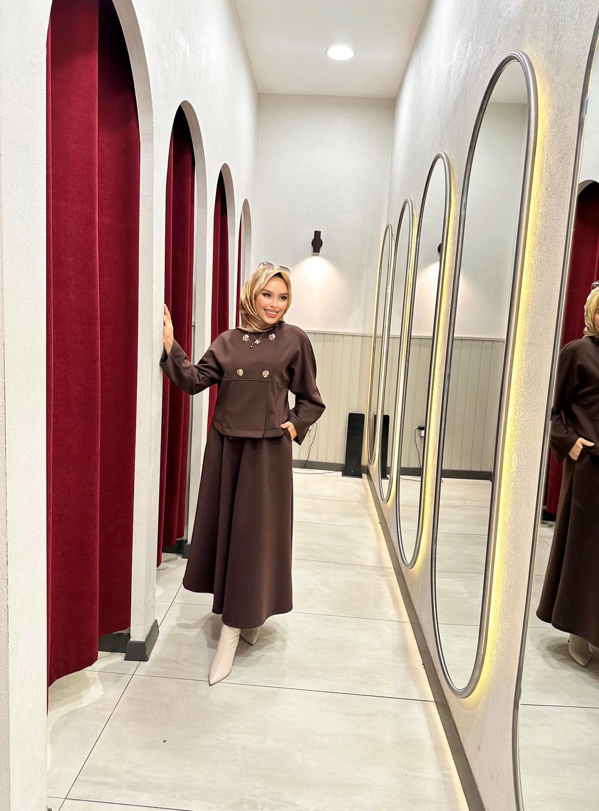 Minel Kadın Gold Düğmeli Etekli Takım  