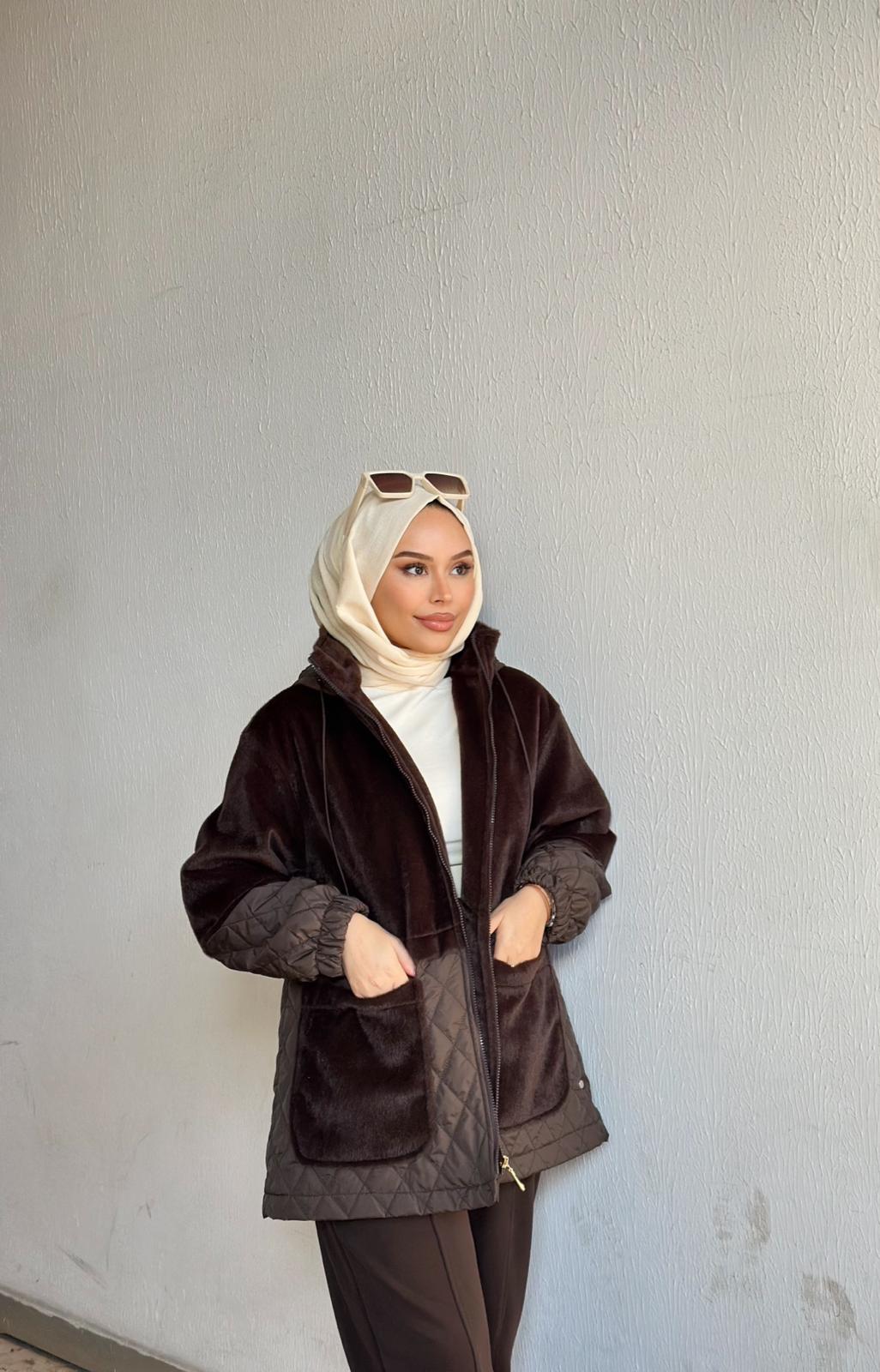 Minel Kadın Kapitone Garnili Peluş Mont