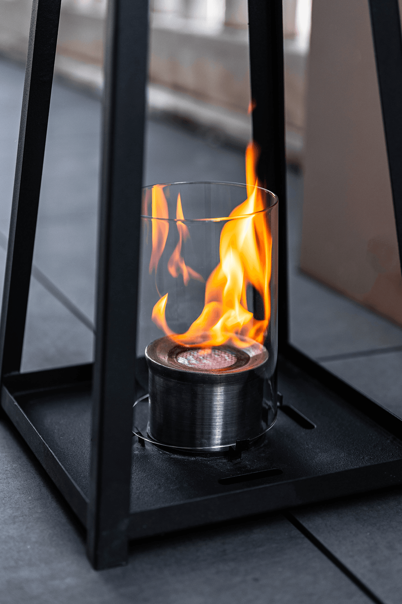 "LANTERN" Mega Metal Şömine +1 Litre Tabart Fire Şömine Yakıtı (70cm) - Siyah